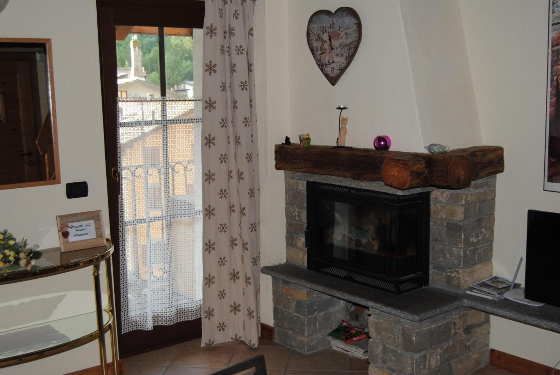 Apartment with Balcony photo 1