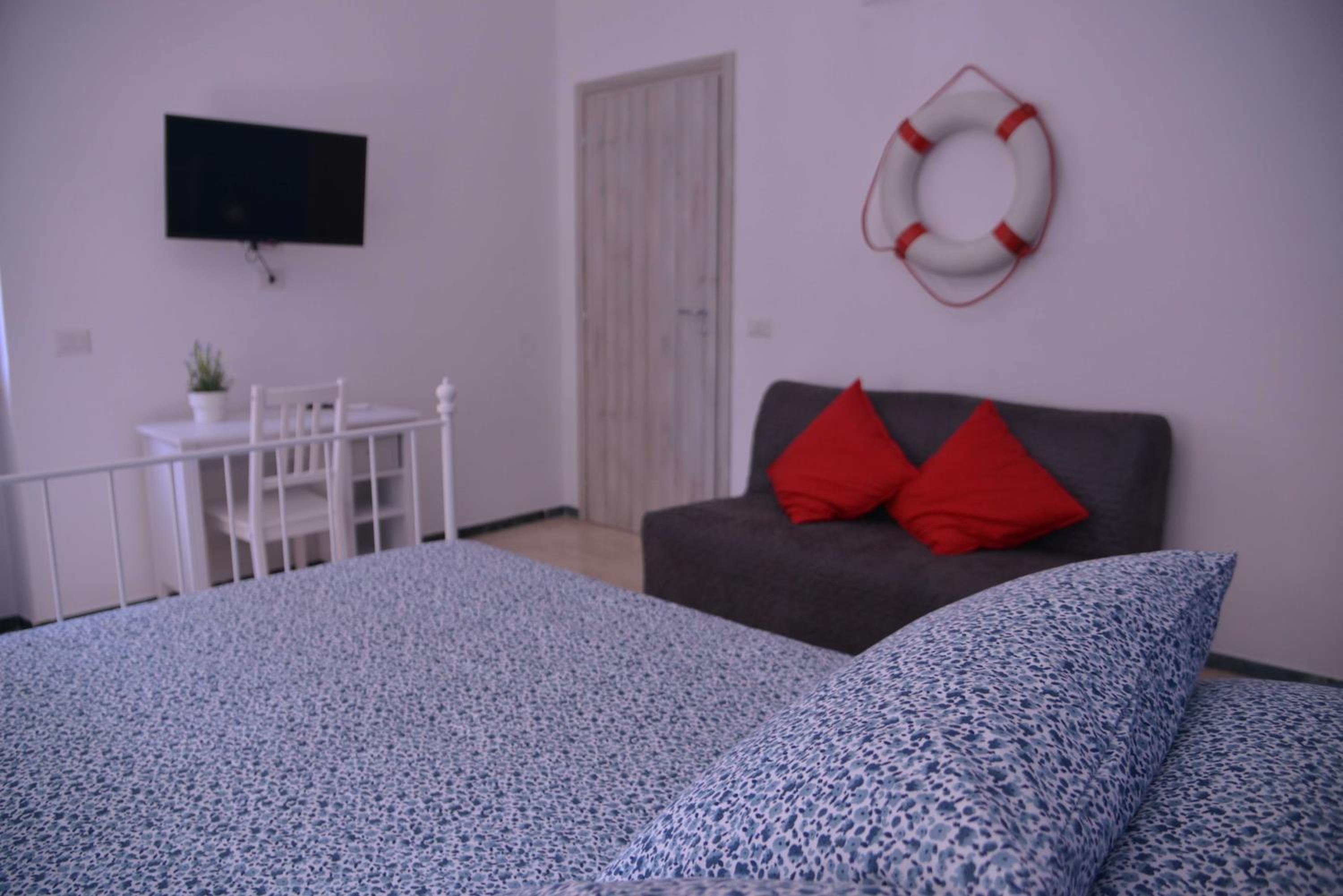 Triple Room with Private Bathroom photo 3