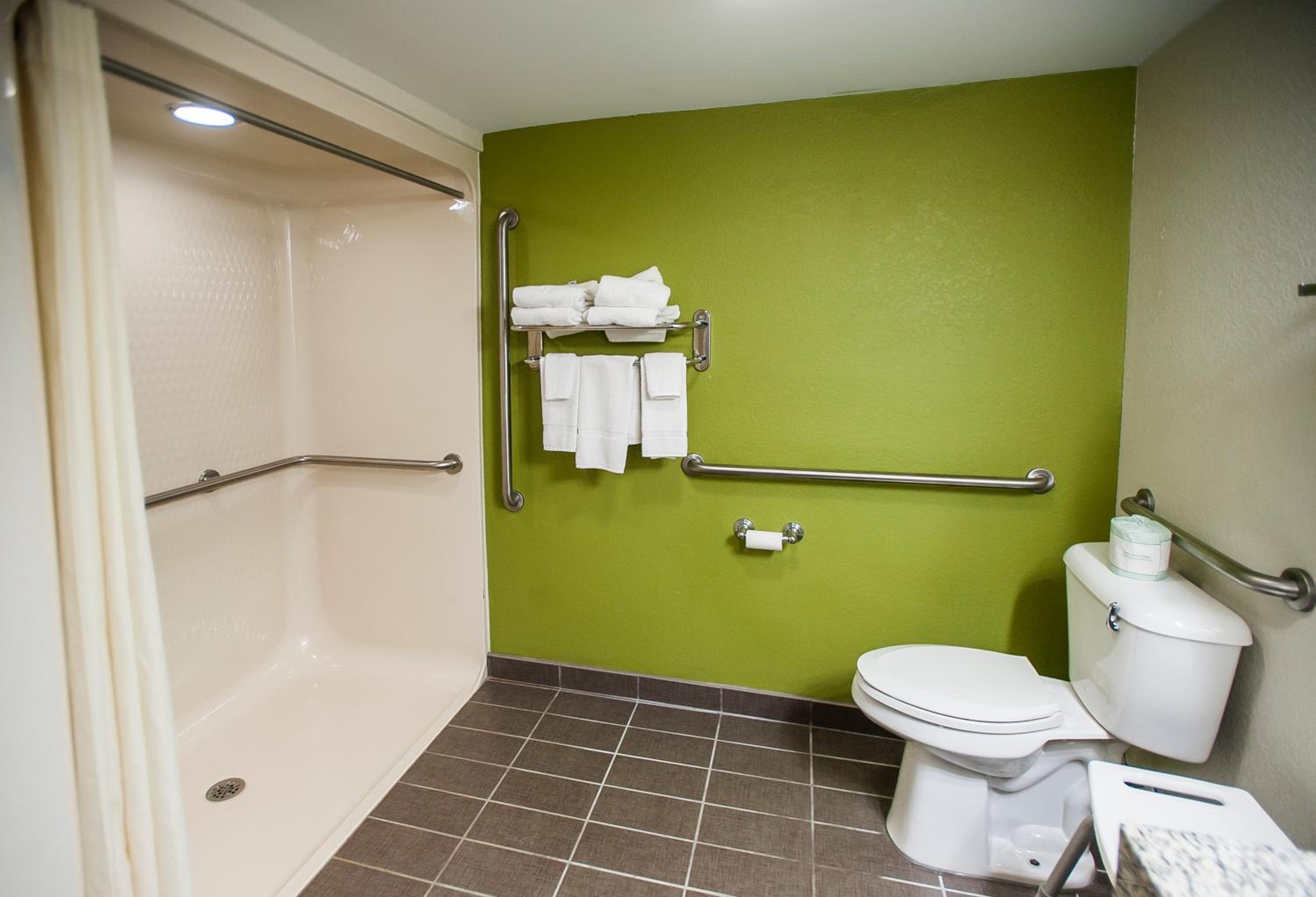 Queen Room - Disability Access/Non-Smoking - Photo 3