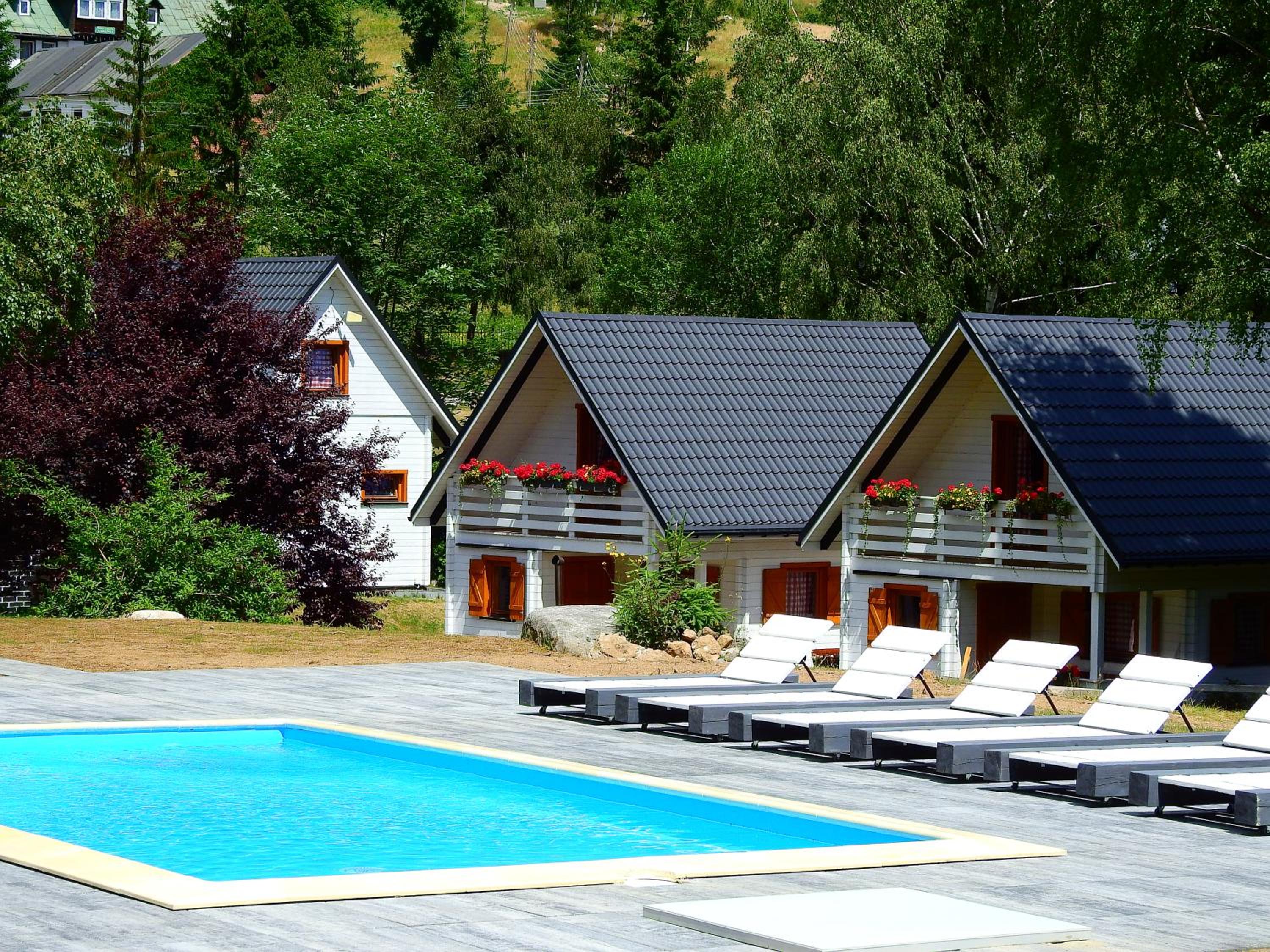 Two-Bedroom House - Photo 4