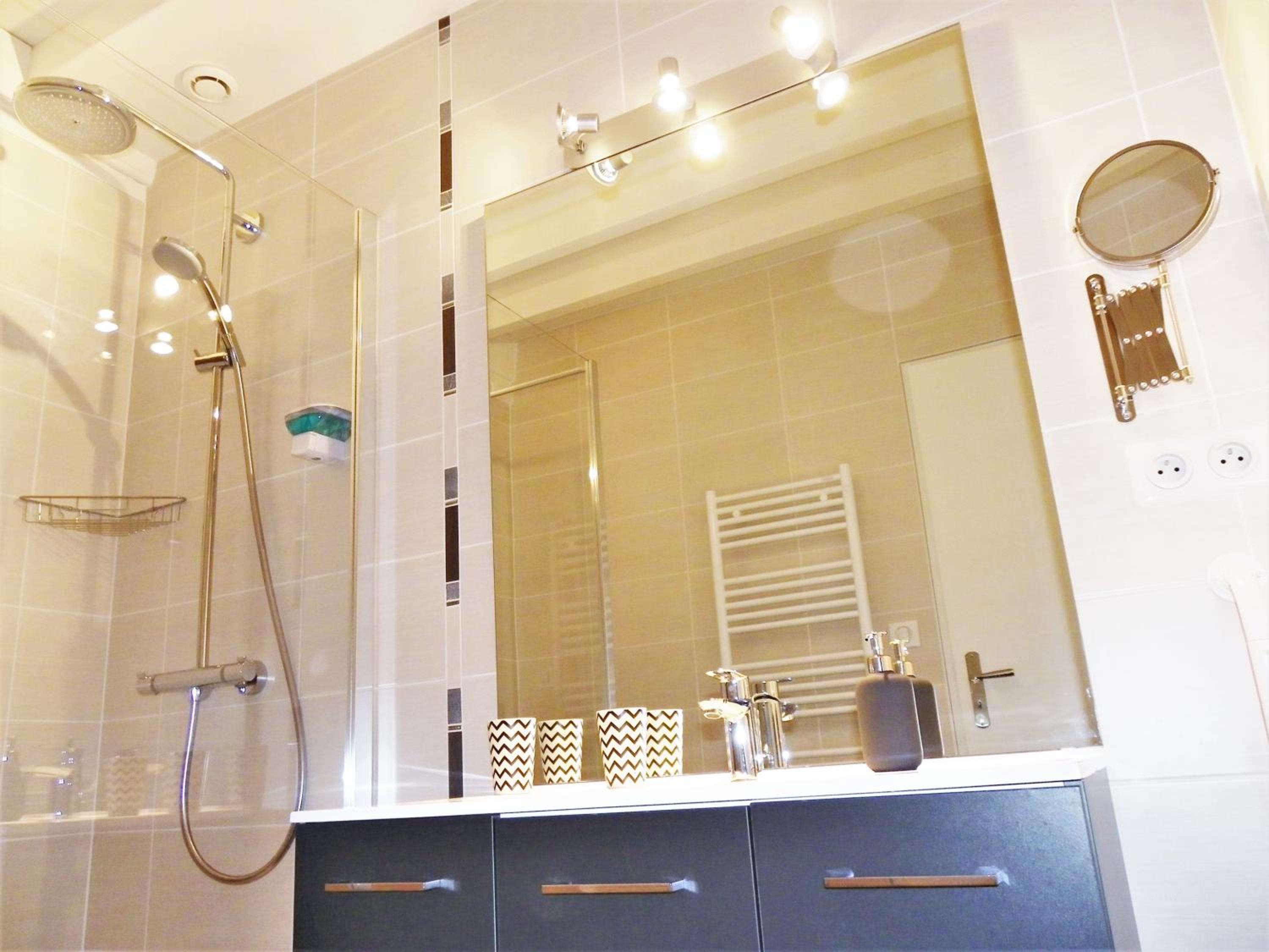 Duplex Suite - Photo 6