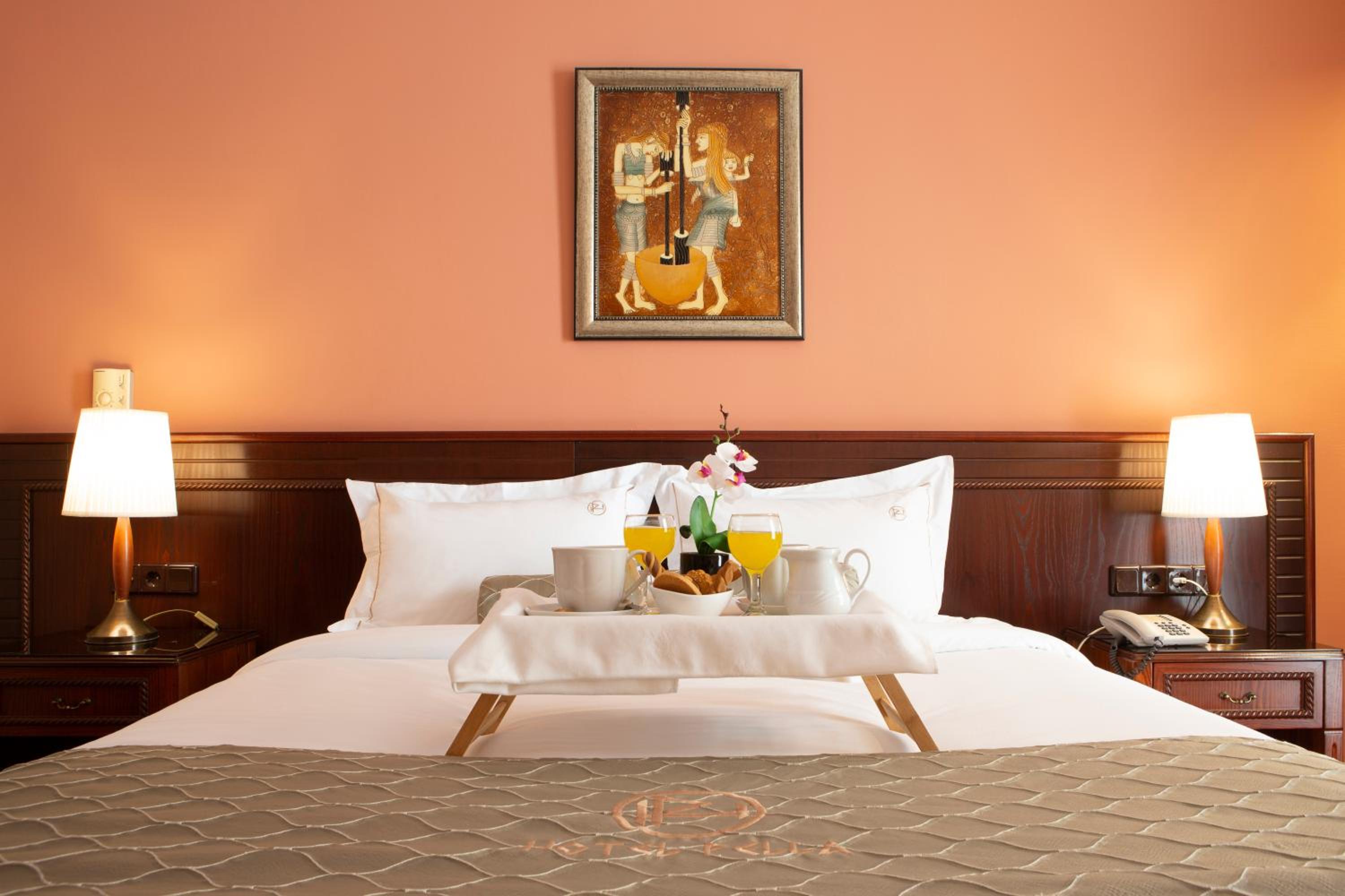 Superior King Room - Photo 2