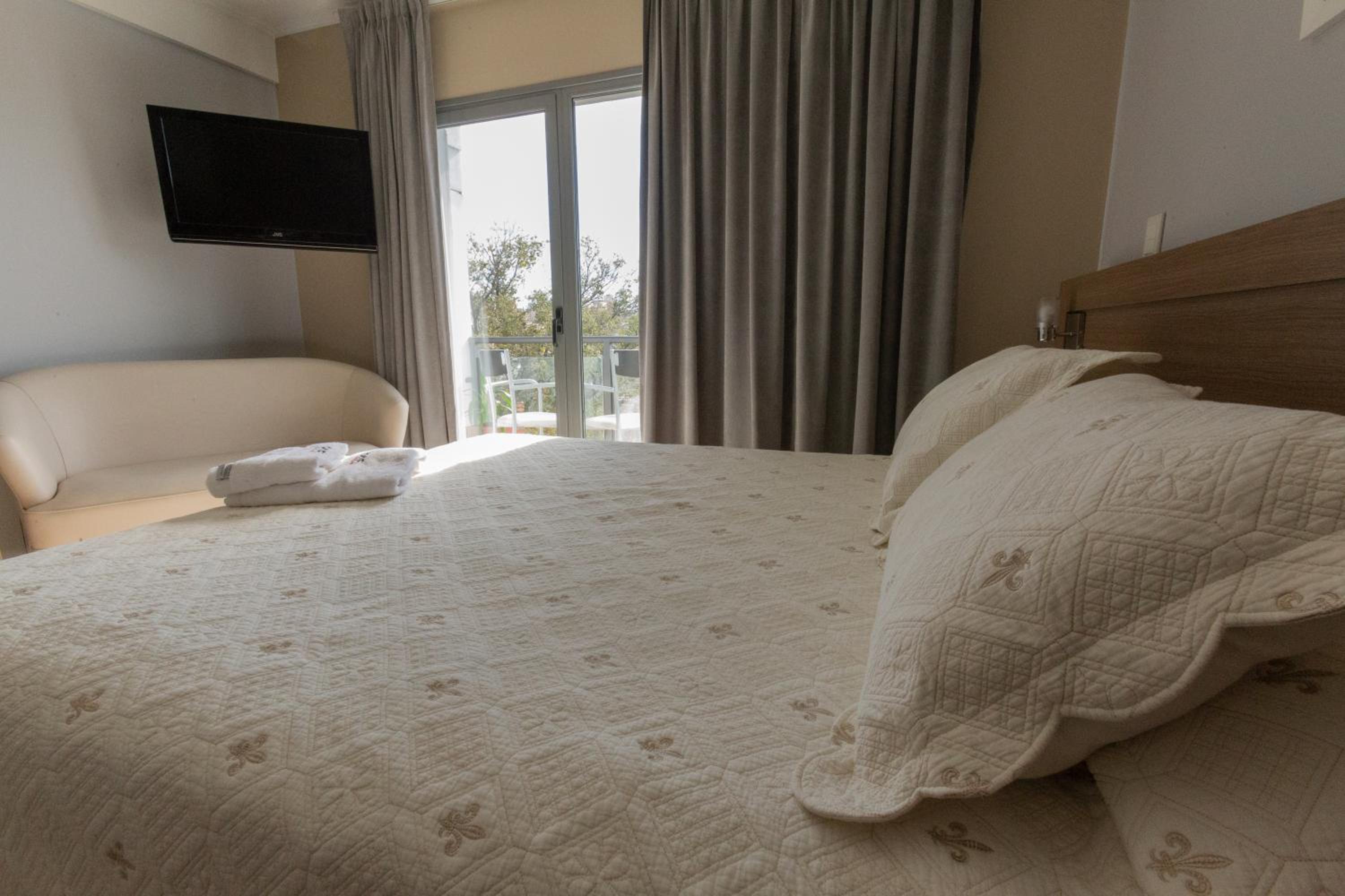 Triple Room with View