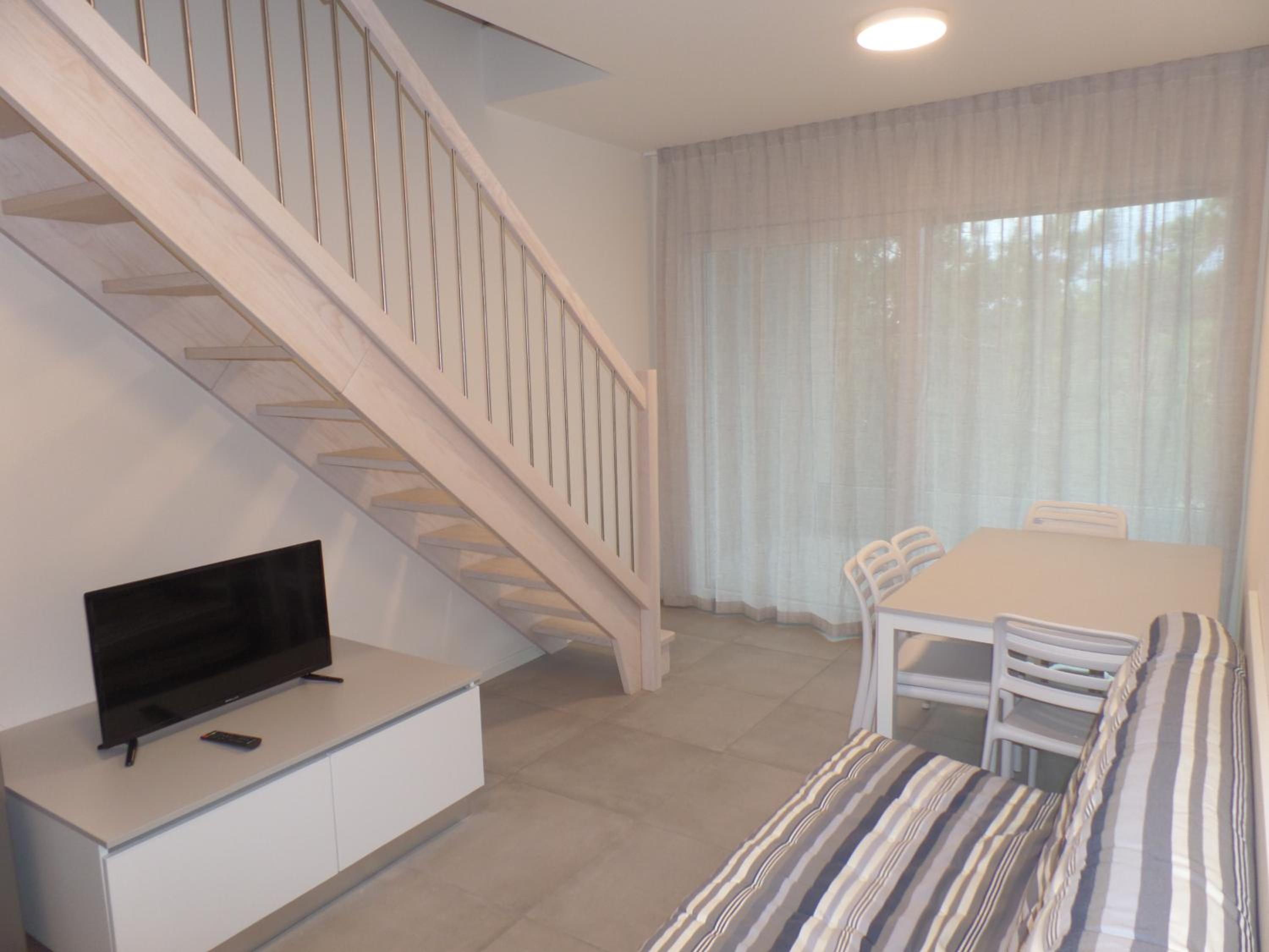 Apartment - Split Level