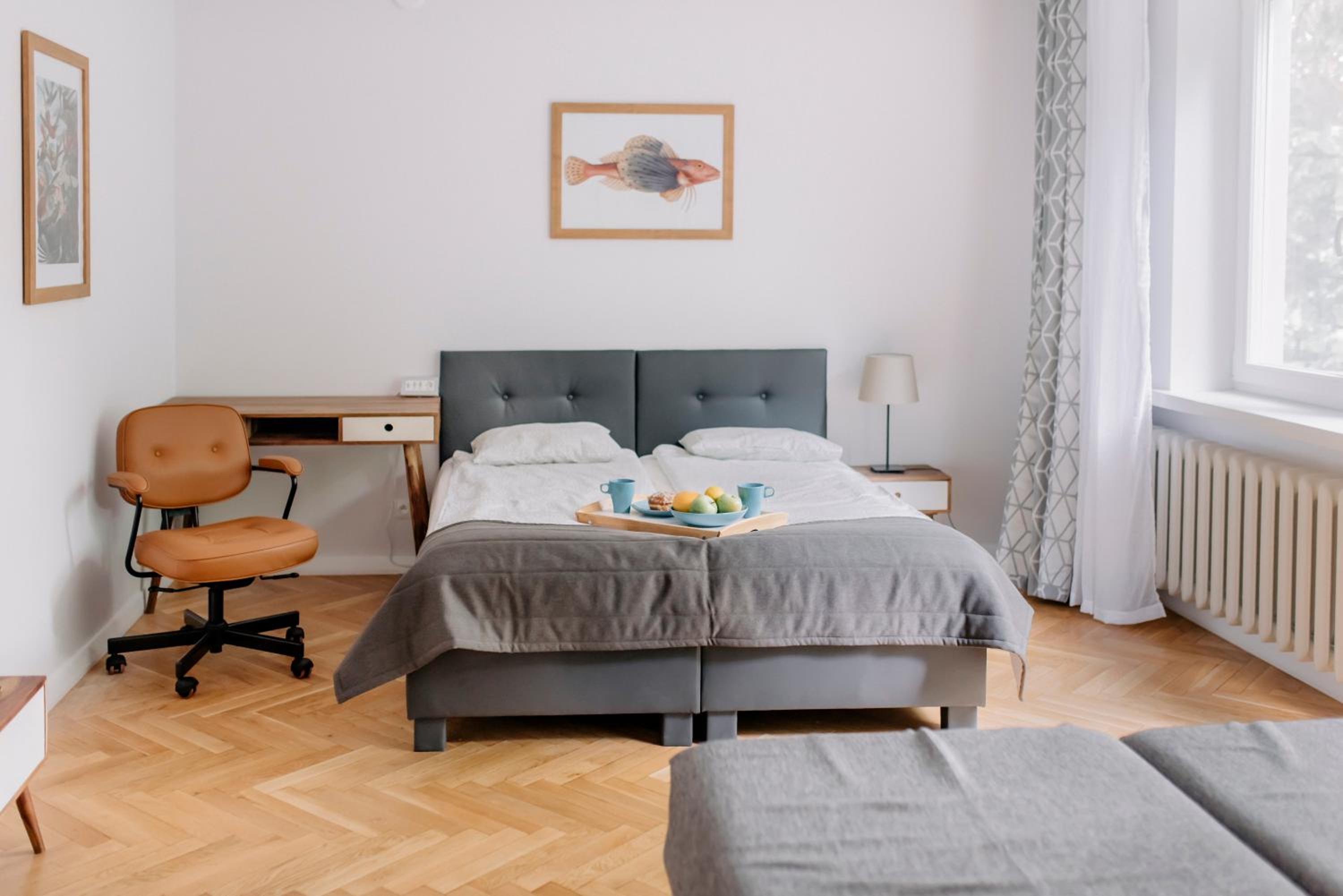 Apartment with Balcony photo 1