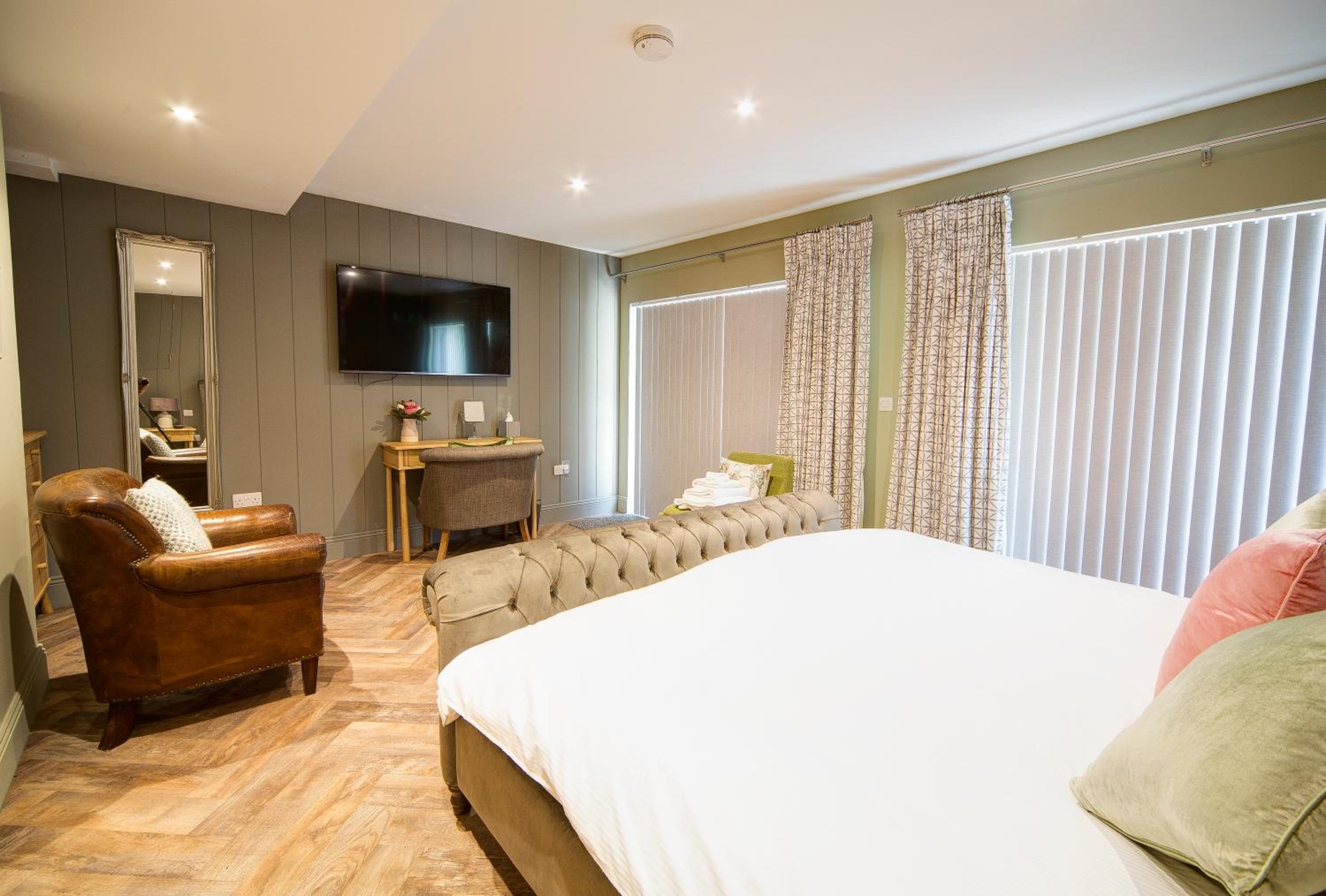 Hazel – ground-floor room - Photo 13