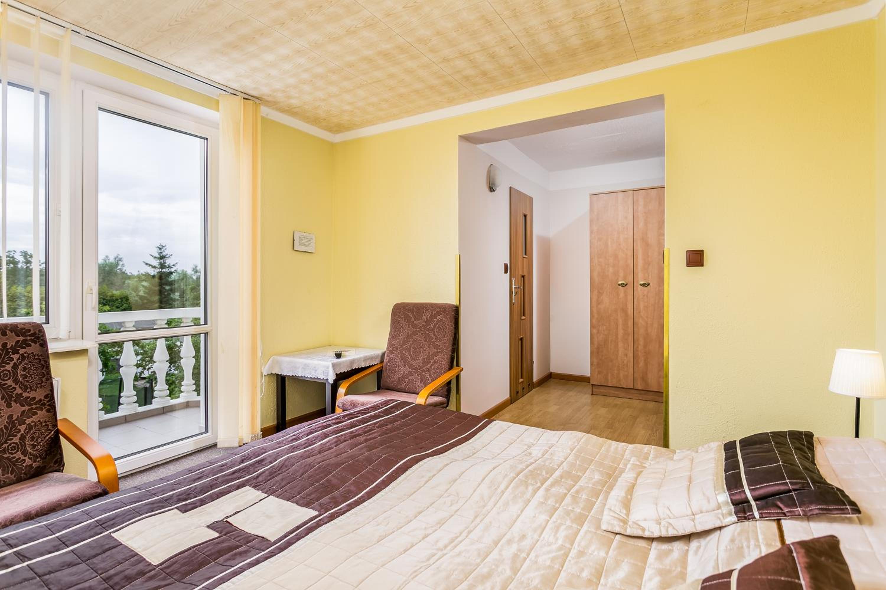 Deluxe Double Room with Balcony - Photo 3