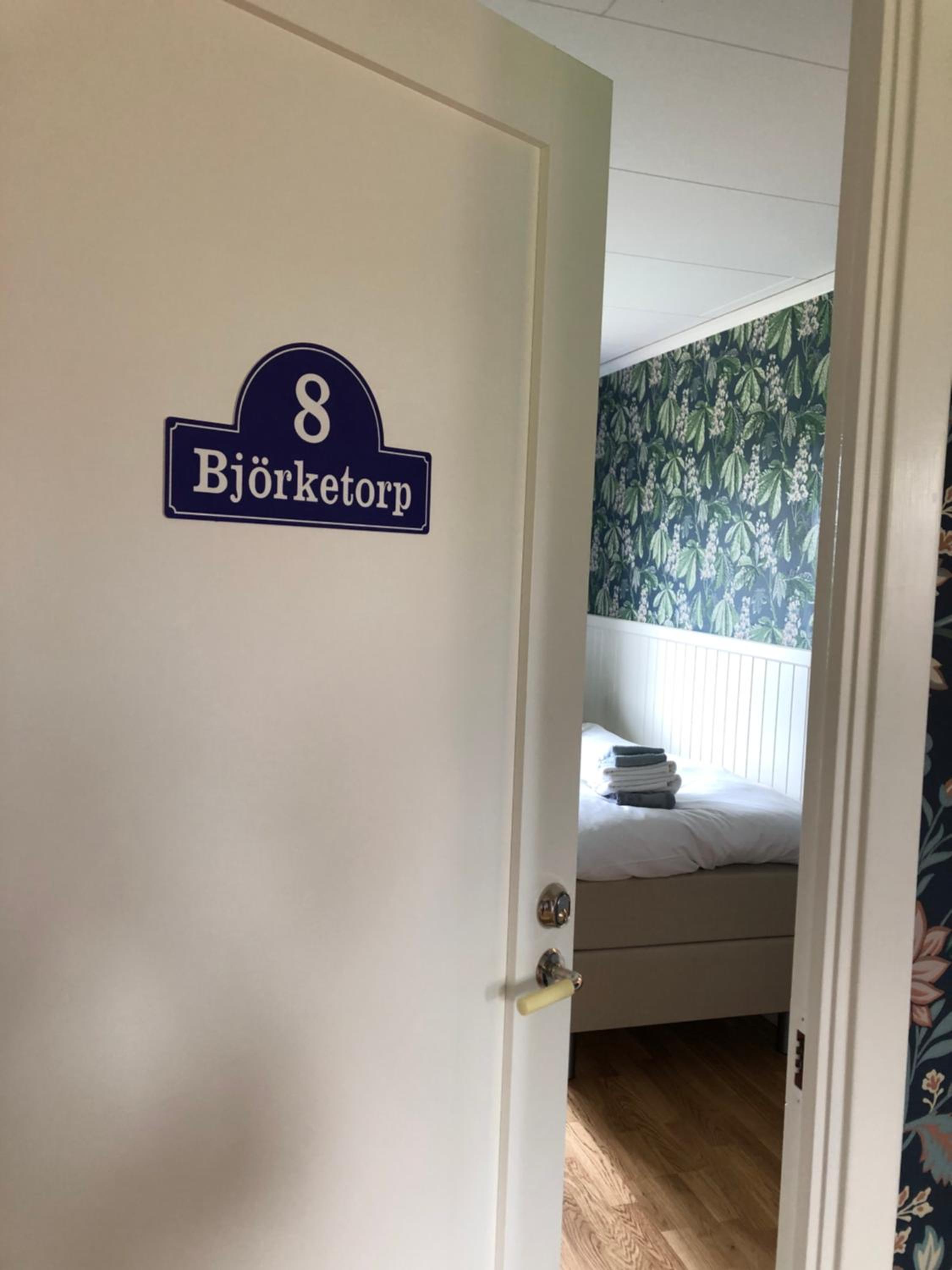 Small Twin Room photo 1