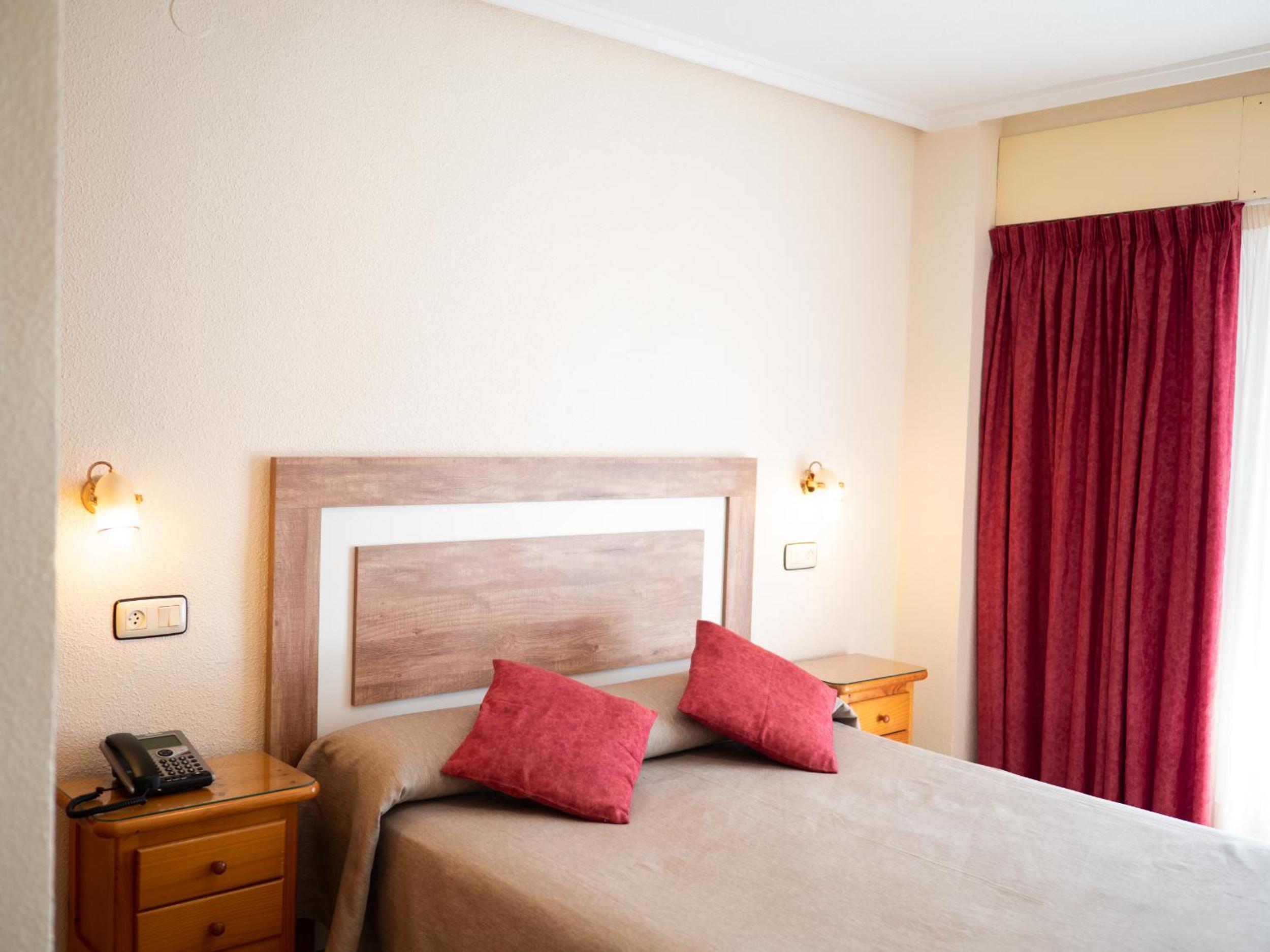 Double or Twin Room - Photo 1