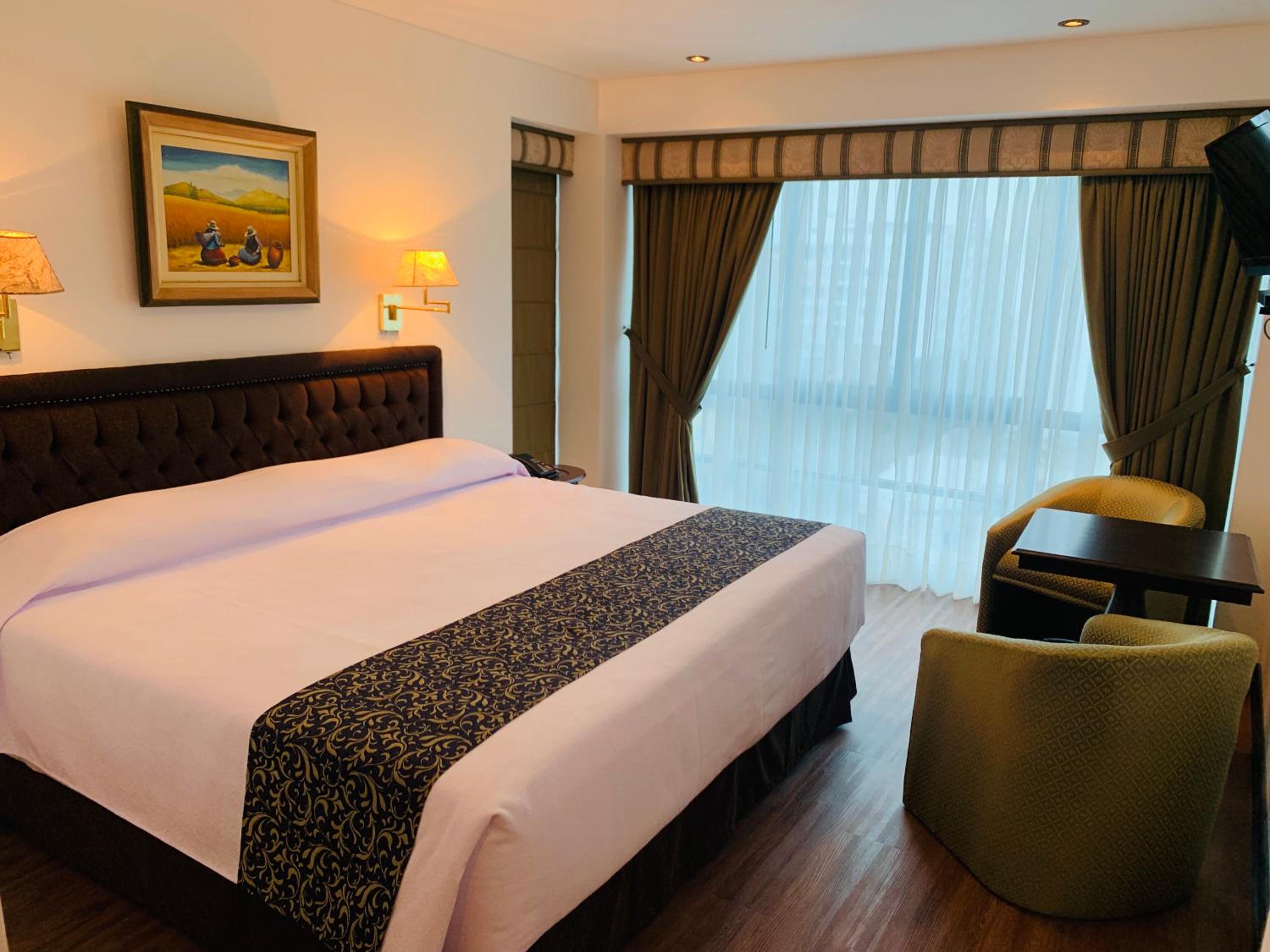 Double Room With Private Bathroom photo 3