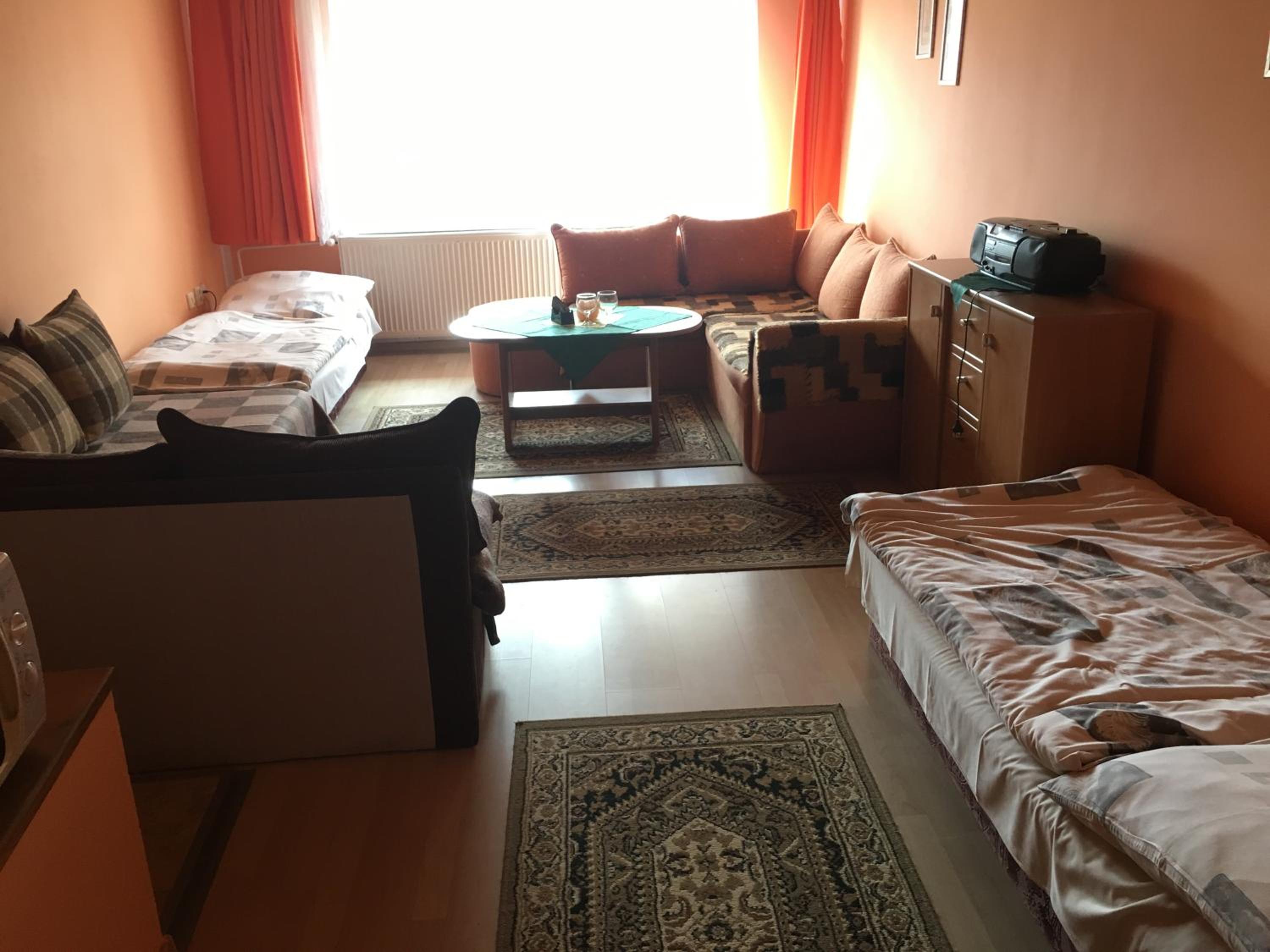 Classic Quadruple Room photo 2