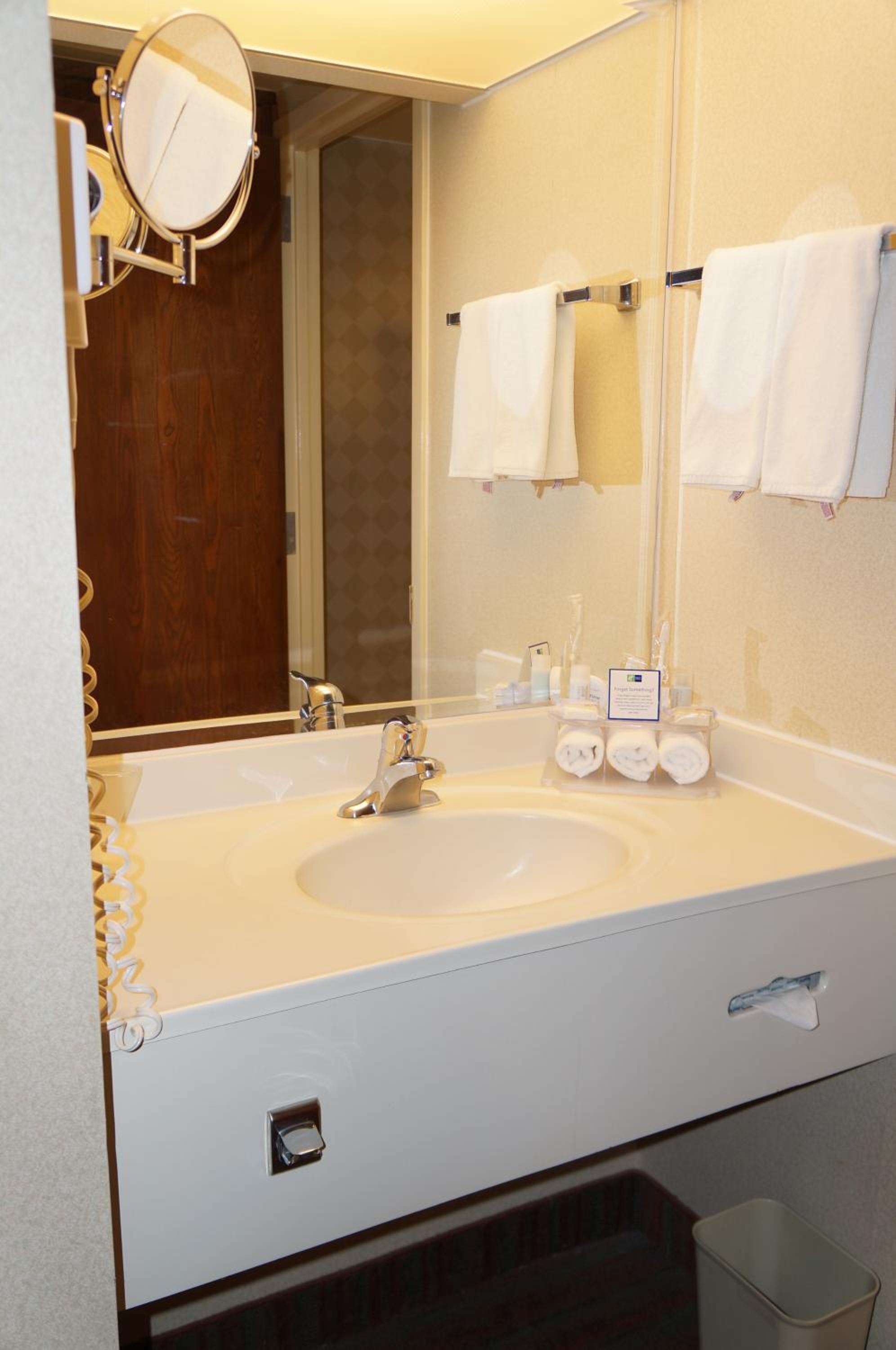 Standard Room - Photo 5
