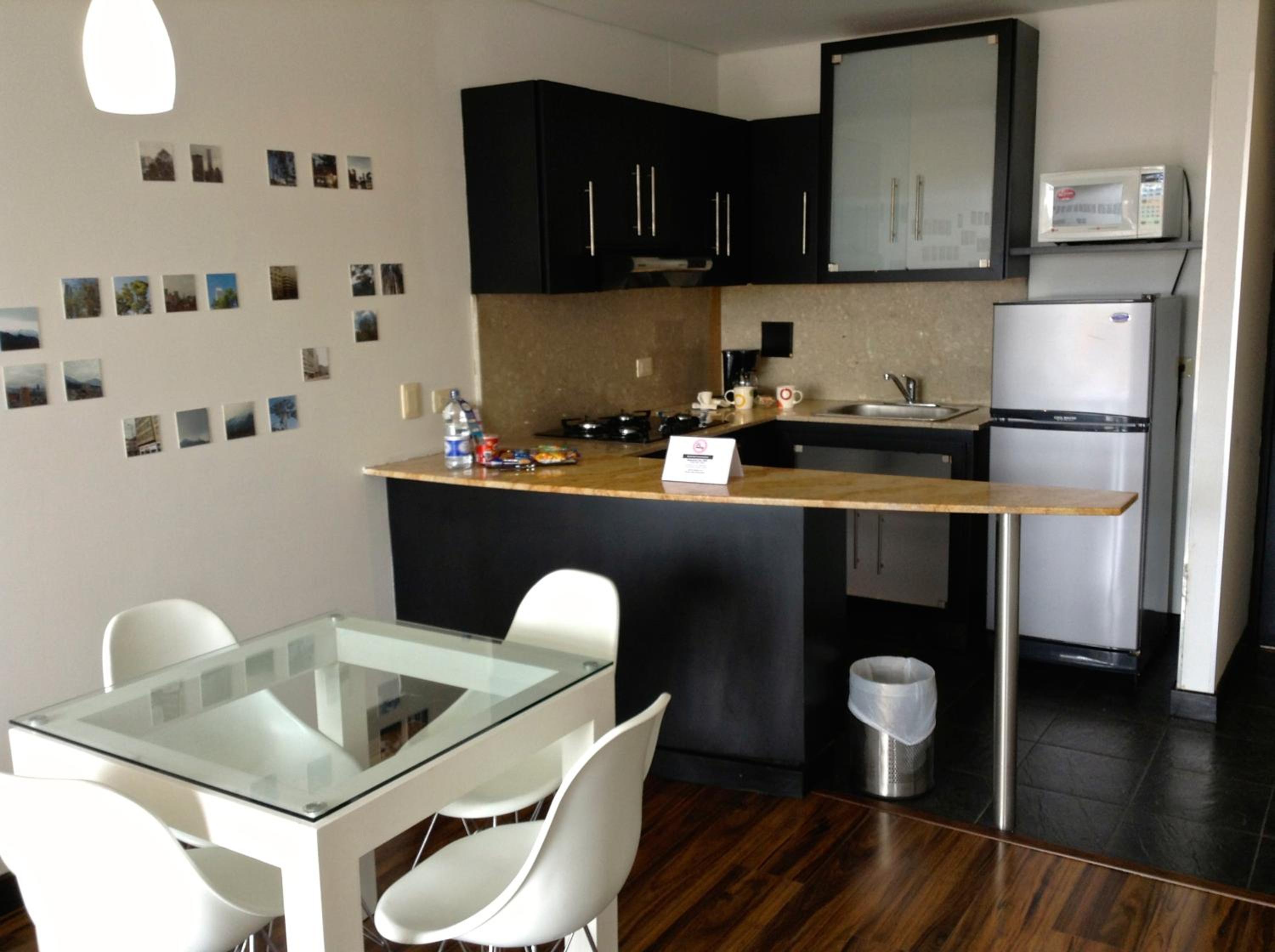 Deluxe Suite - Photo 13