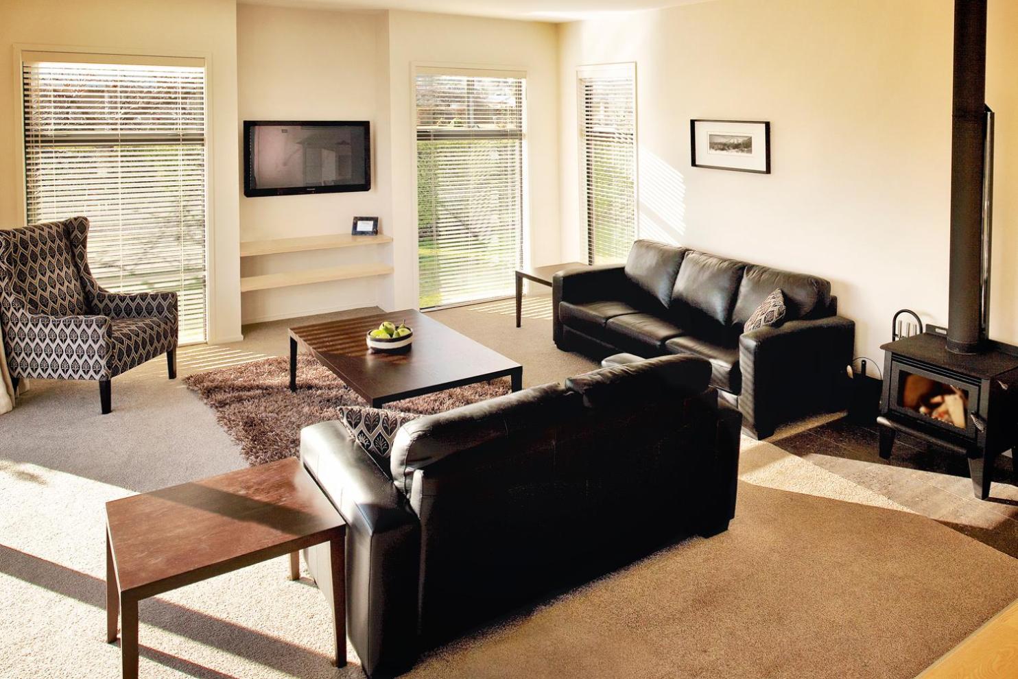 Three-Bedroom House photo 1