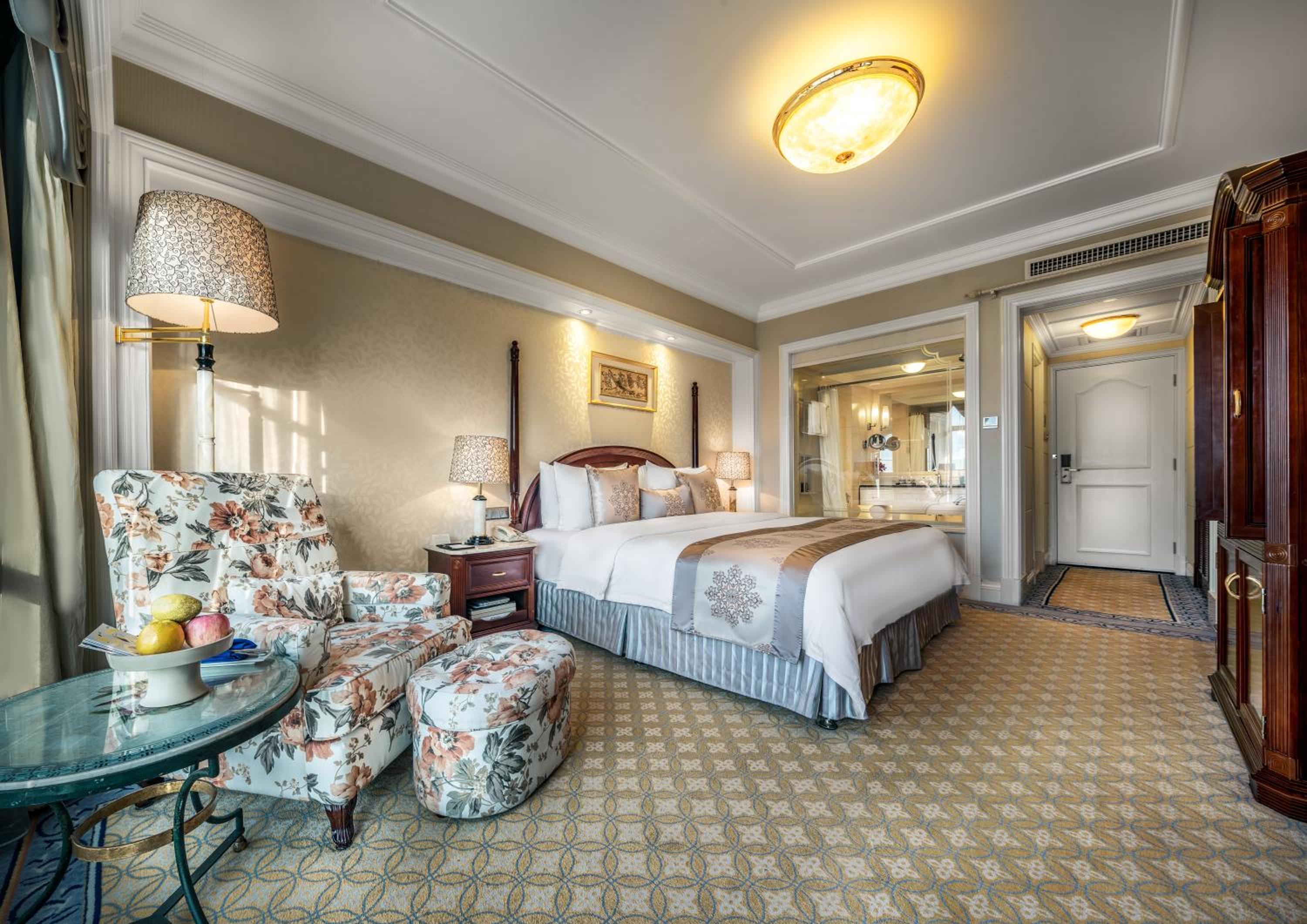 Executive King Room City View photo 1