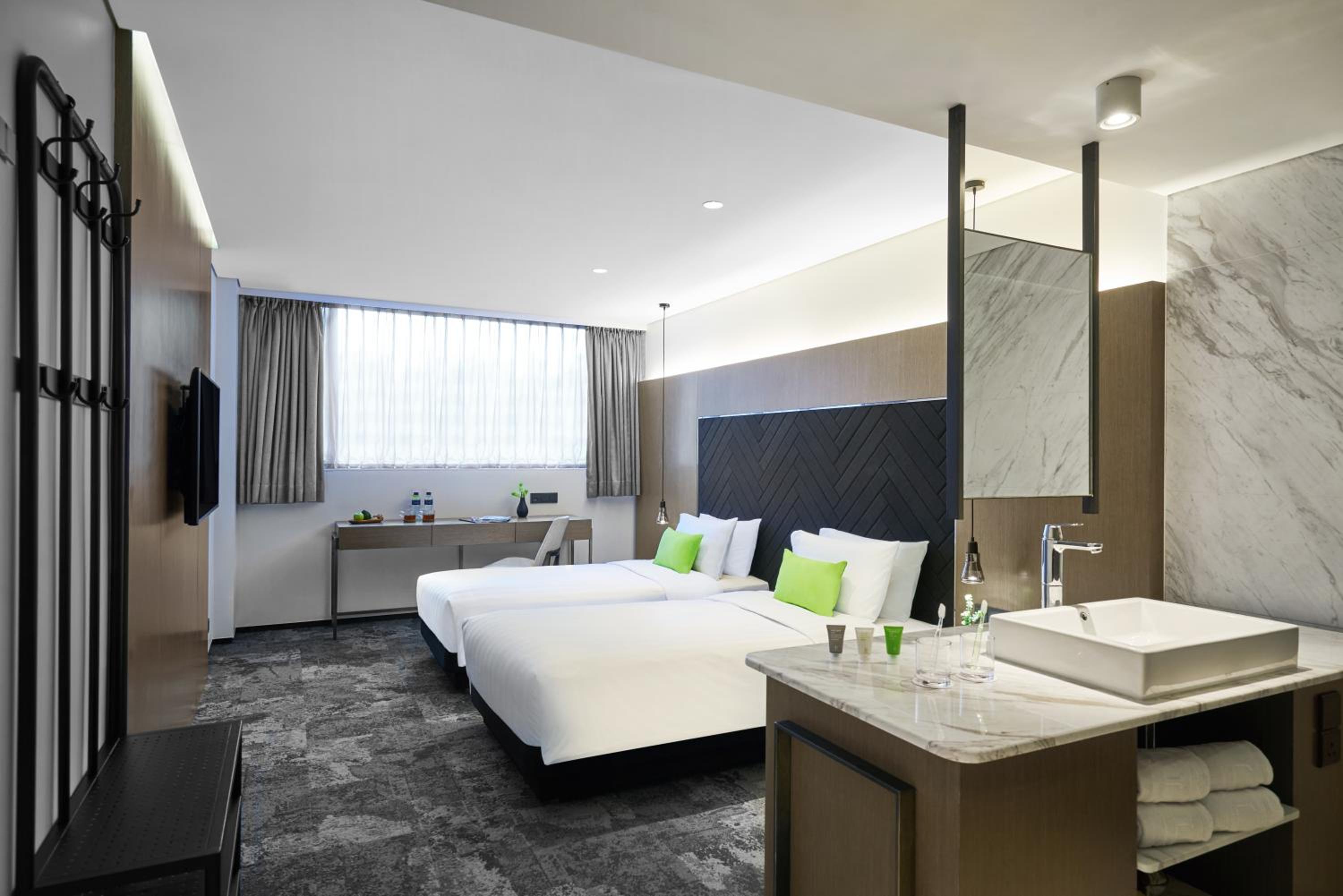 Deluxe Ease King or Twin Room - Upper Floors