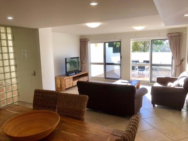 Premium Two-Bedroom Apartment - Ground Floor photo 2