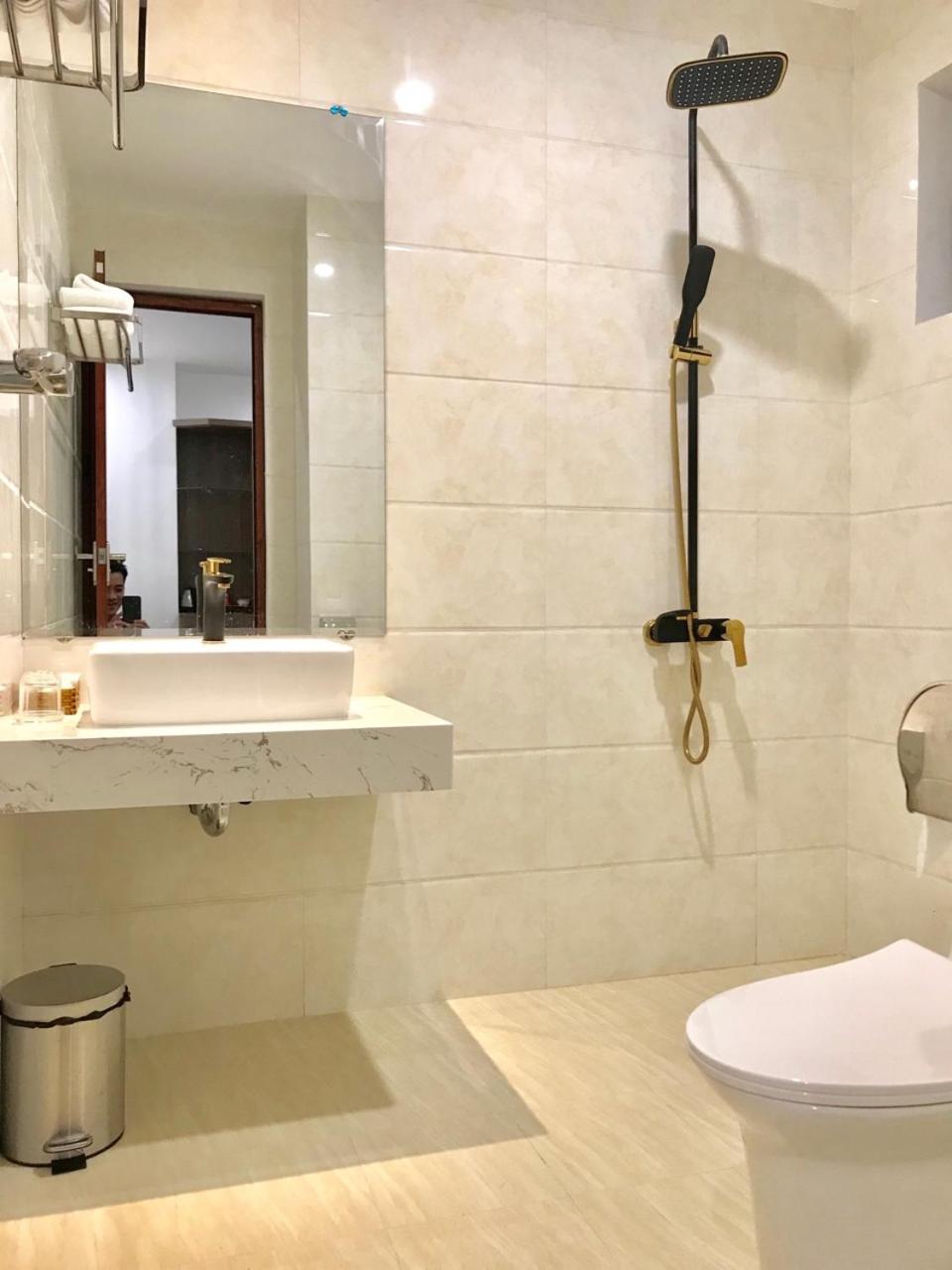 Superior Twin Room with City View photo 2