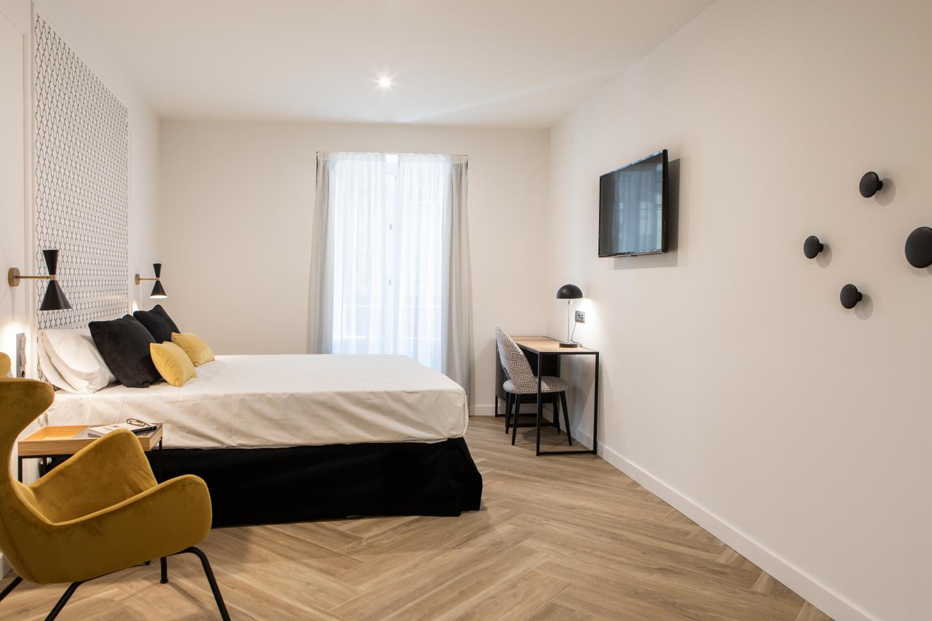 Superior Double Room - Photo 4