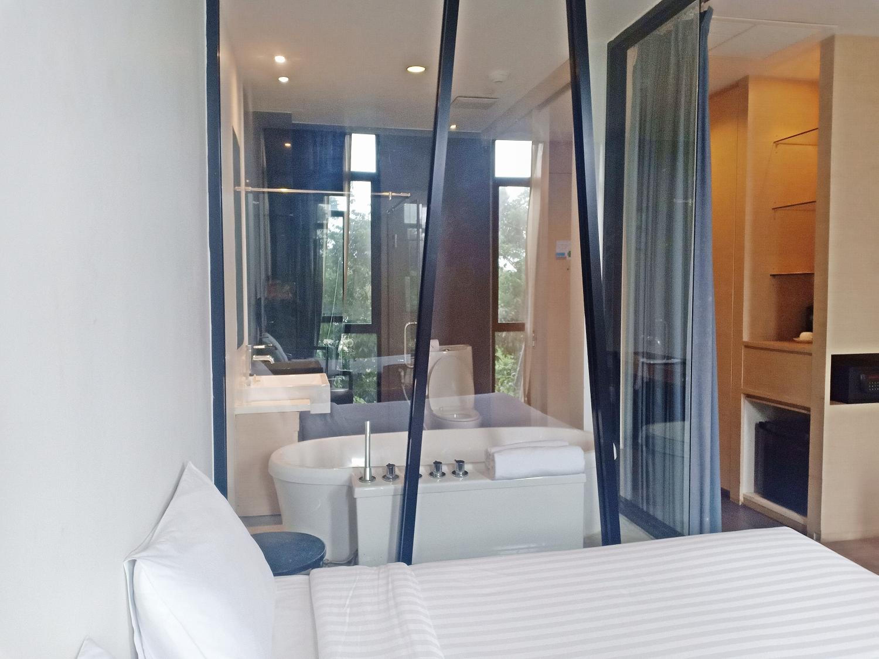 Deluxe Room - One Way Transfer - Photo 3