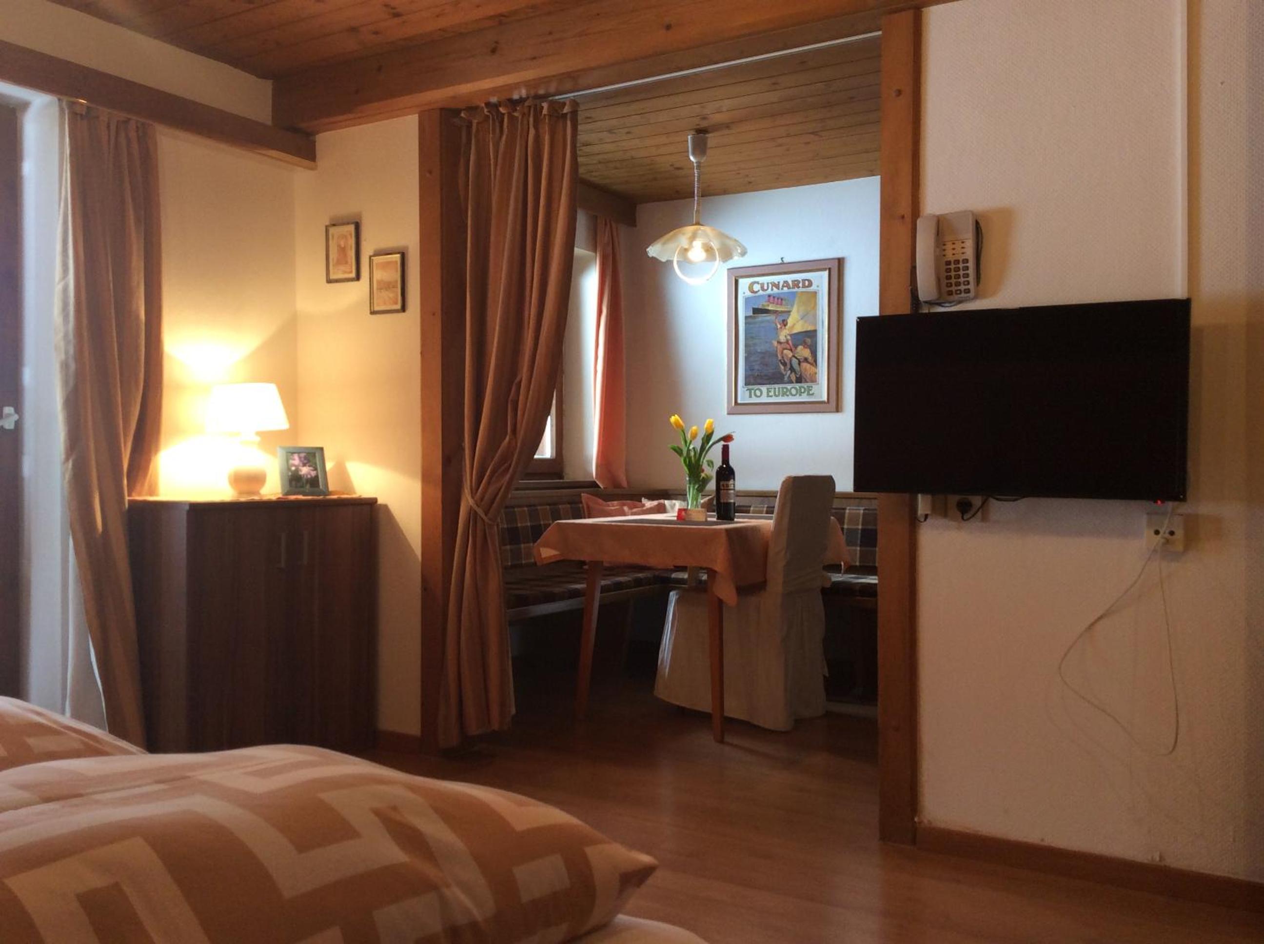 Lilie One-Bedroom Apartment photo 1