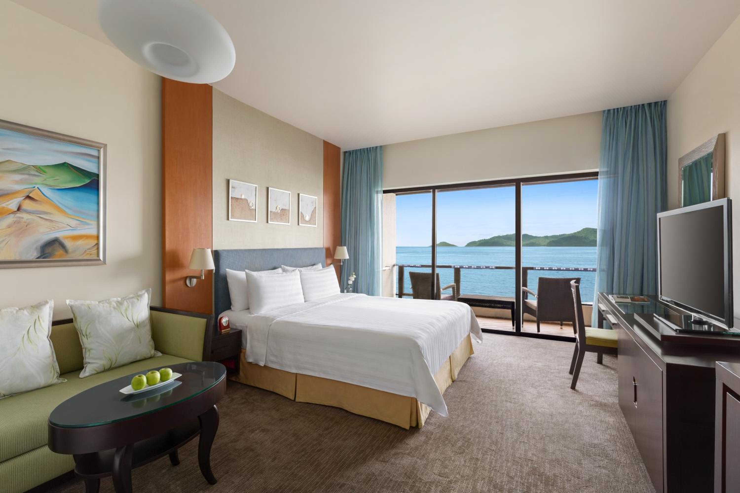 Kinabalu King Room with Sea View