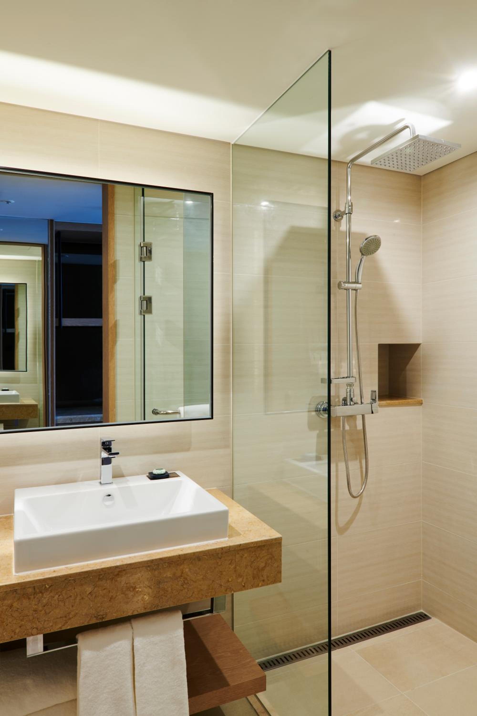 Deluxe Twin Room with Indoor pool for 2 people - Photo 5