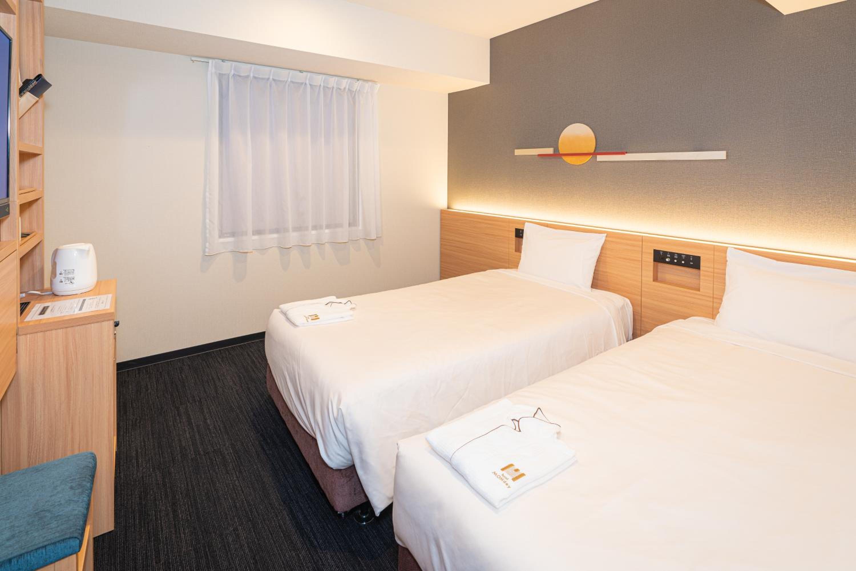 Basic Twin Room - Non-Smoking