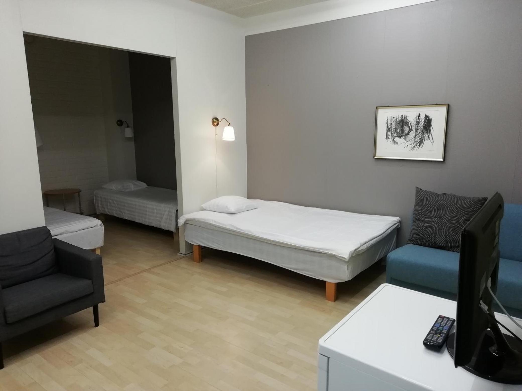 Quadruple Room - Photo 1