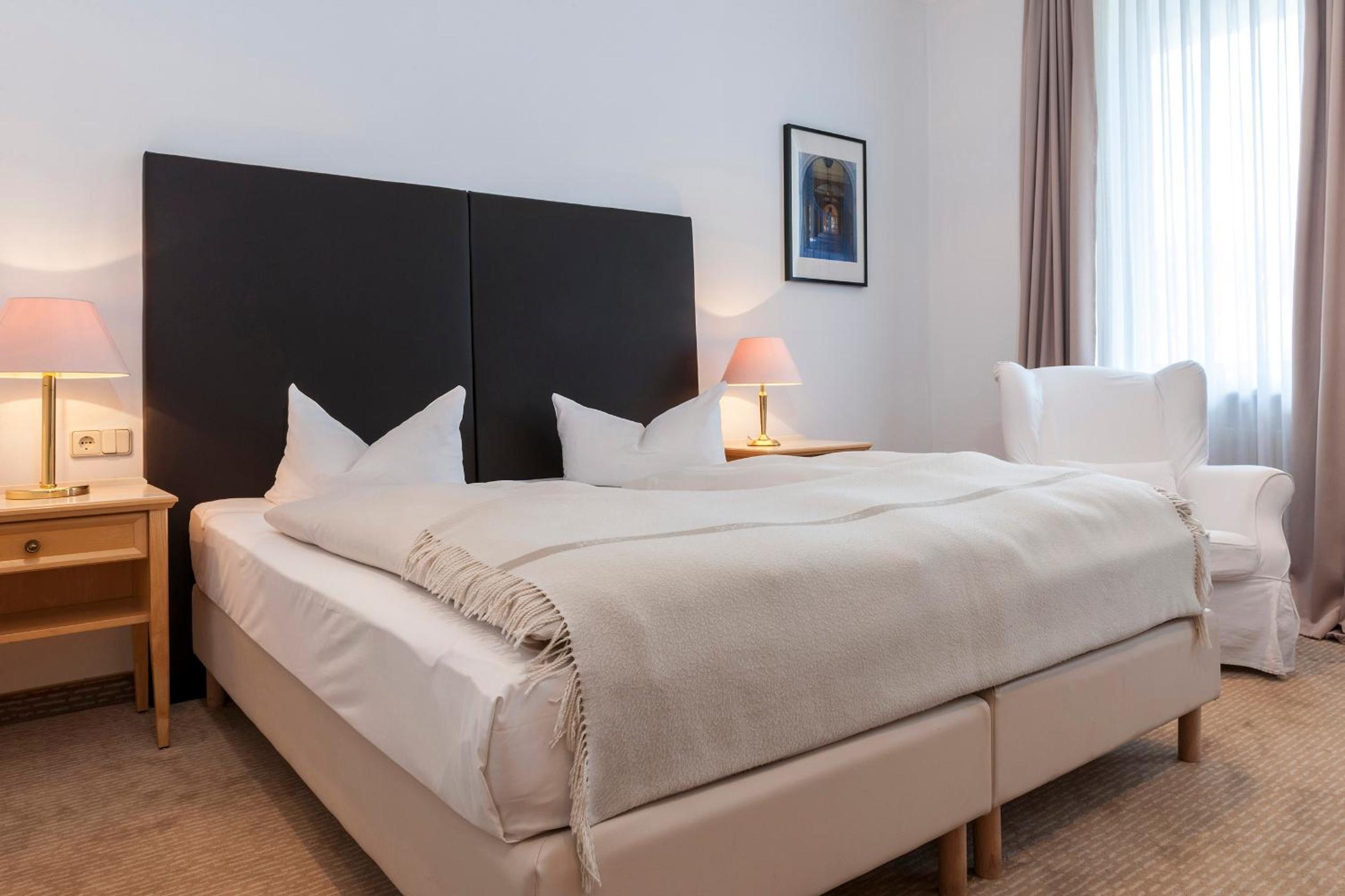 Standard Double Room - Photo 1