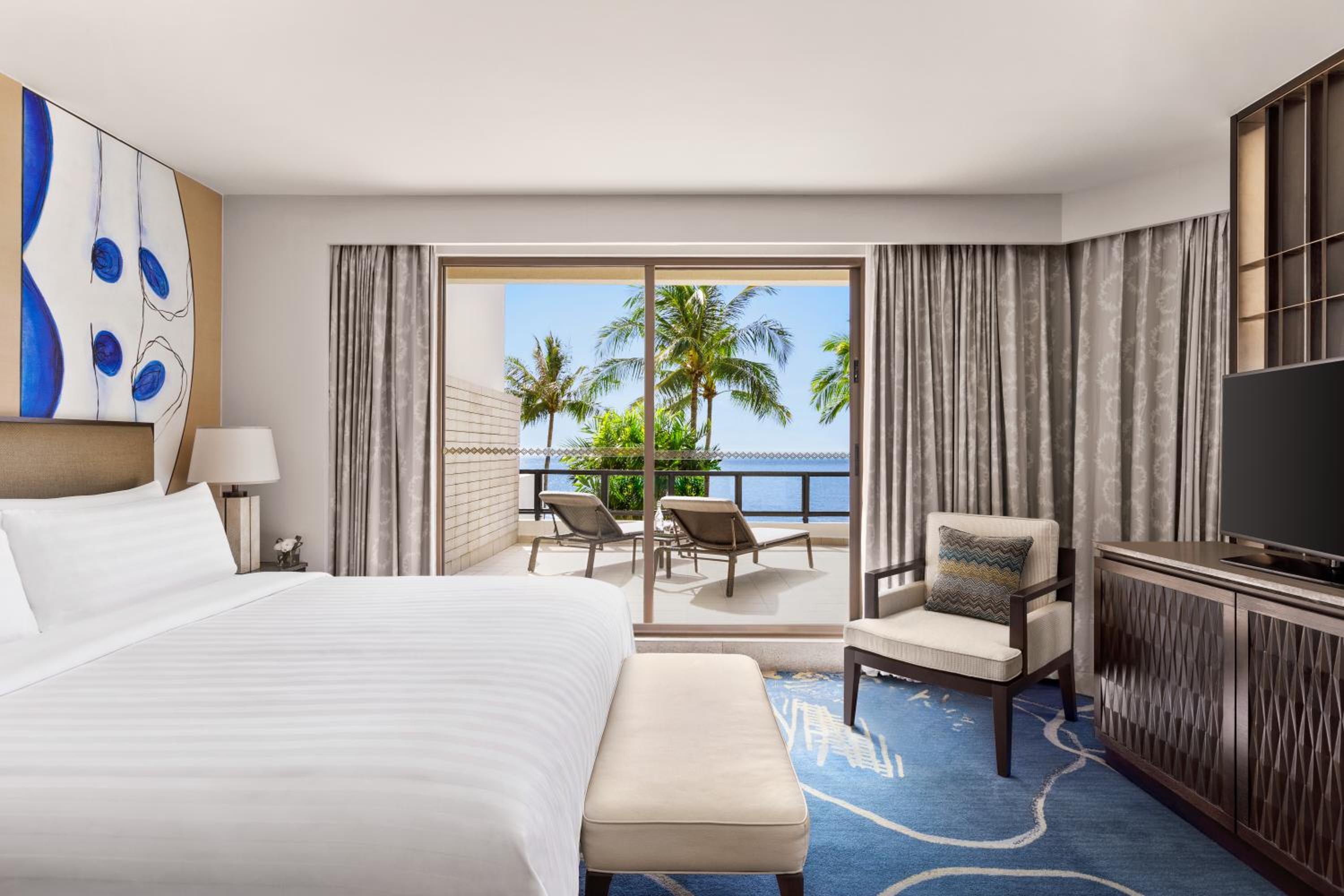 Tanjung Deluxe Suite with Sea View - Photo 12