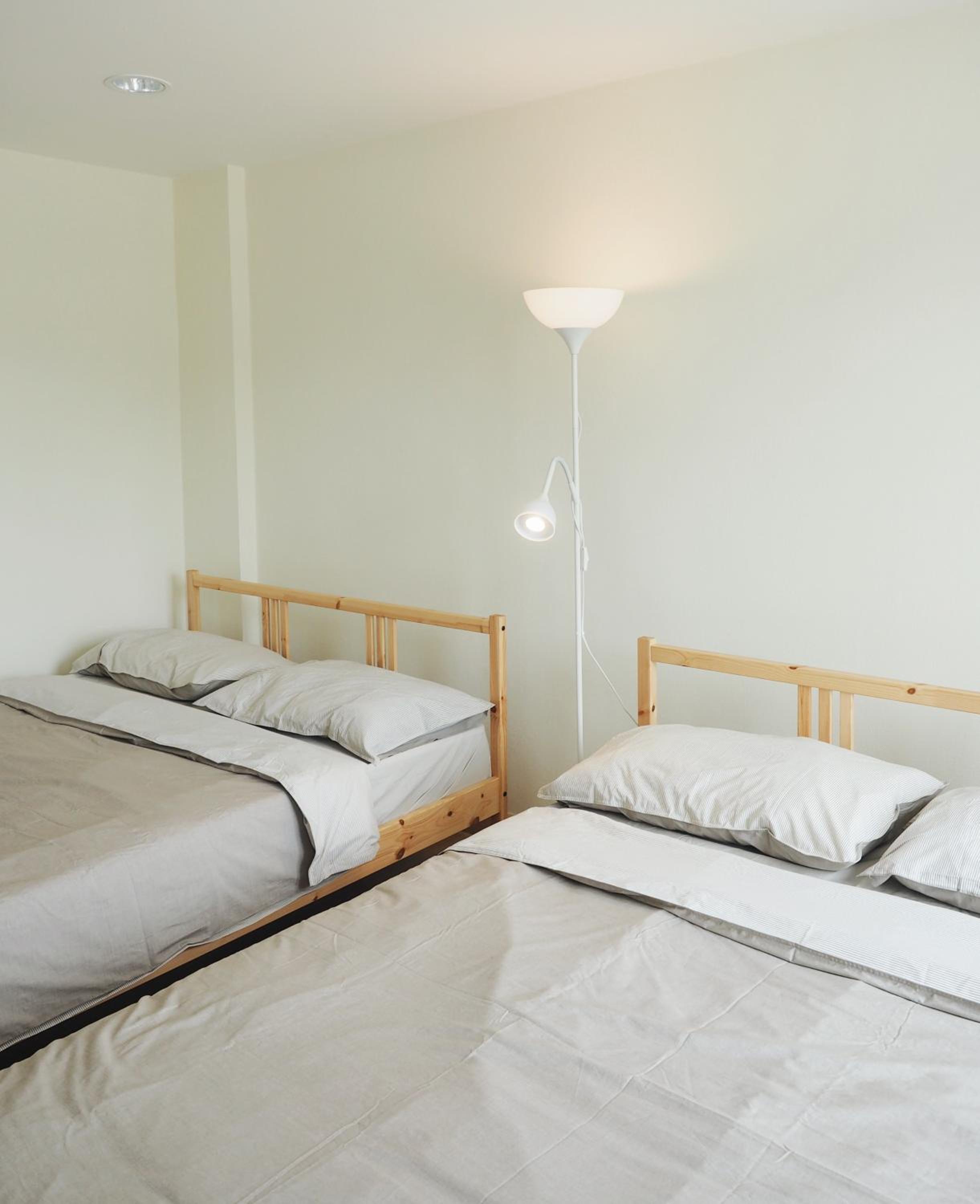 One-Bedroom Apartment photo 1