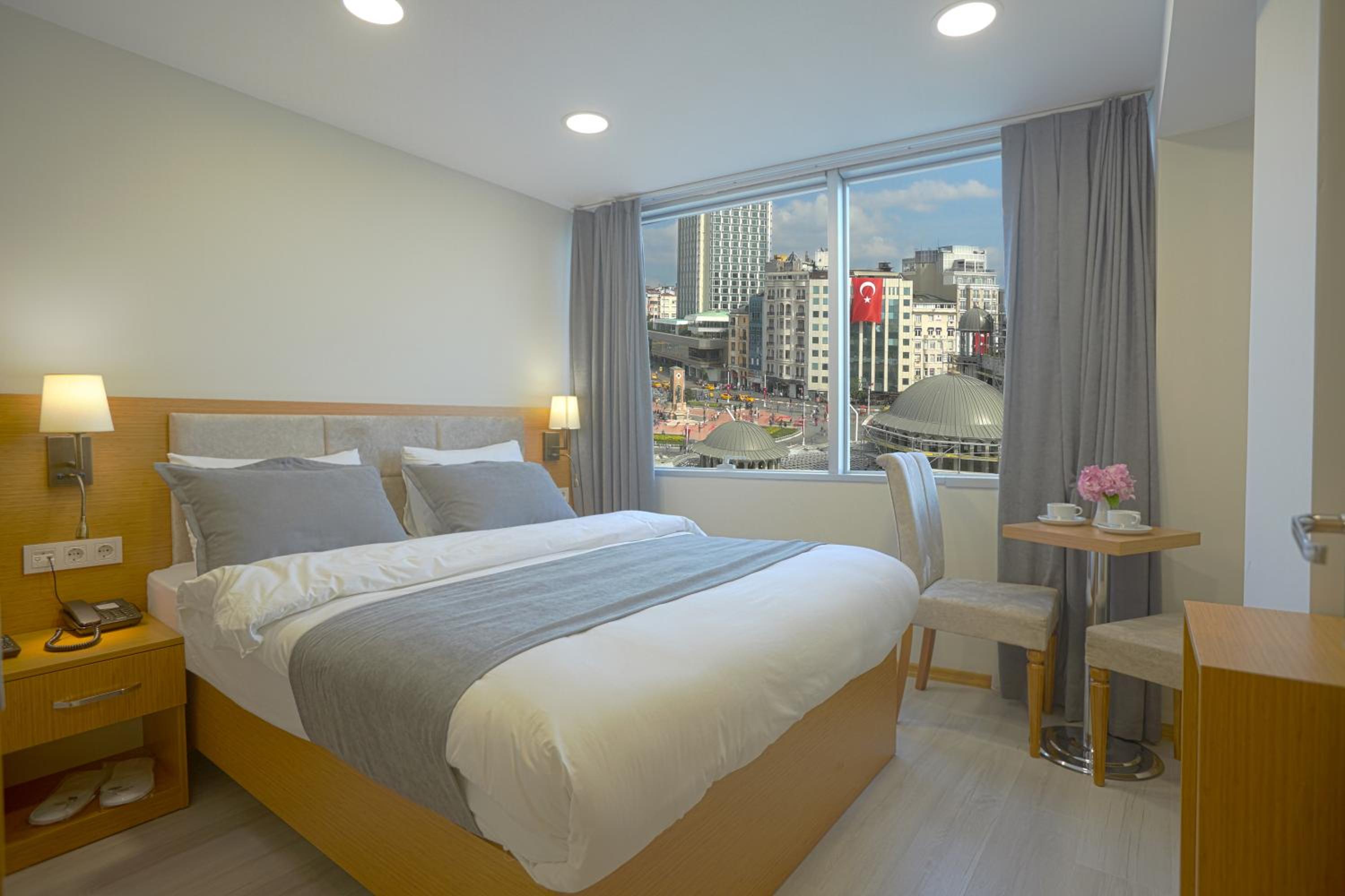 Budget Double Room photo 1