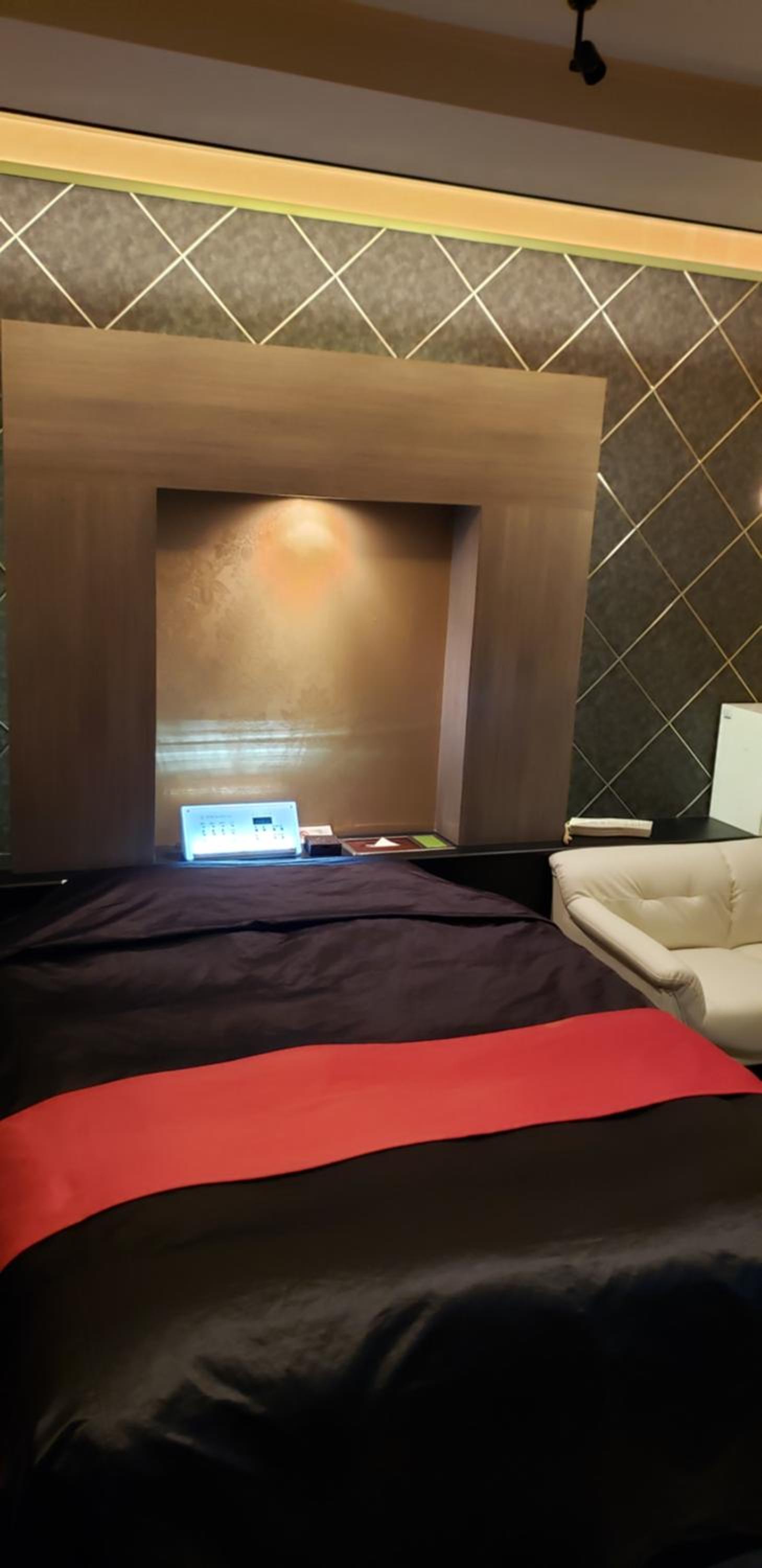 Double Room + Late Check in at 21:00