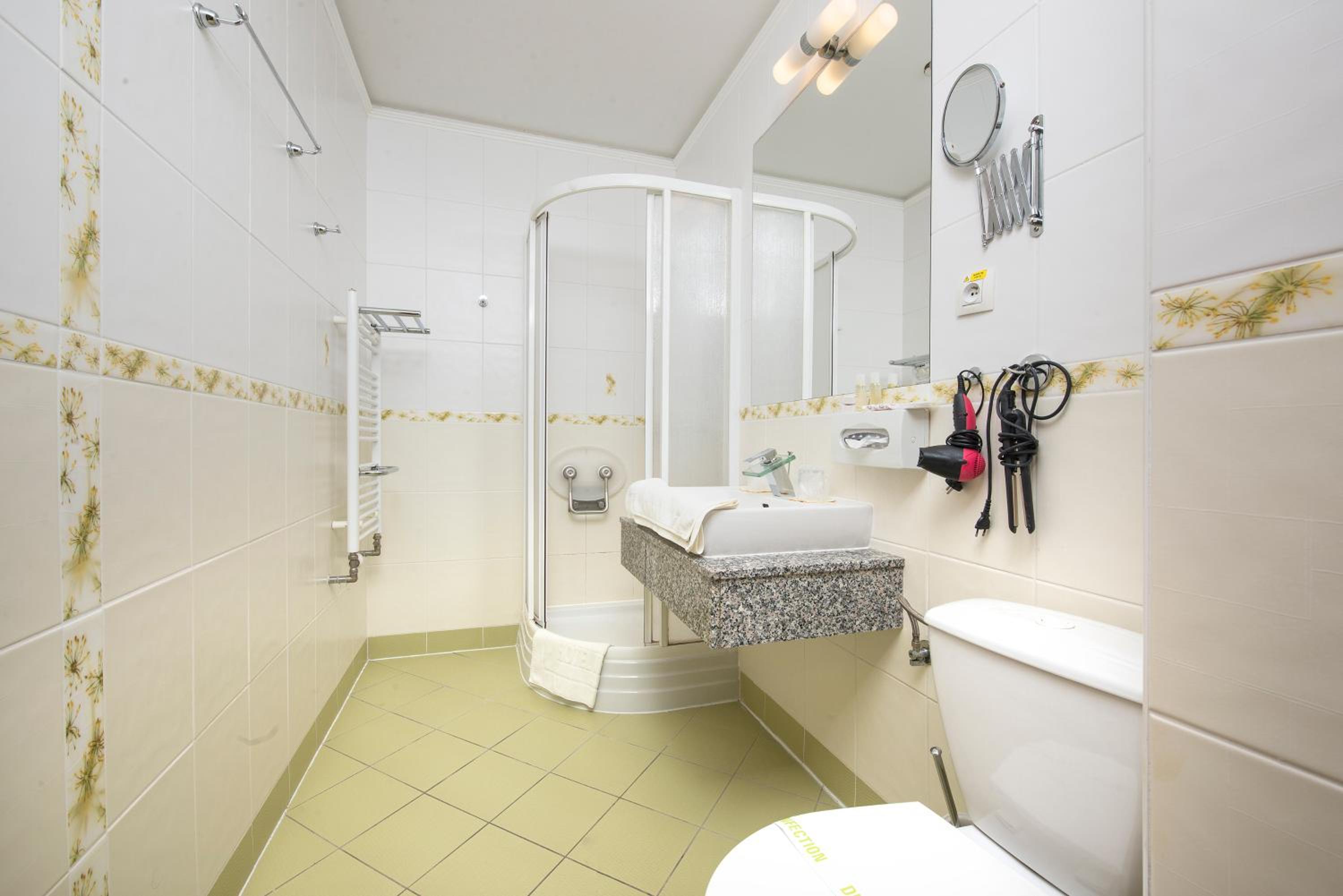 Single Room photo 2
