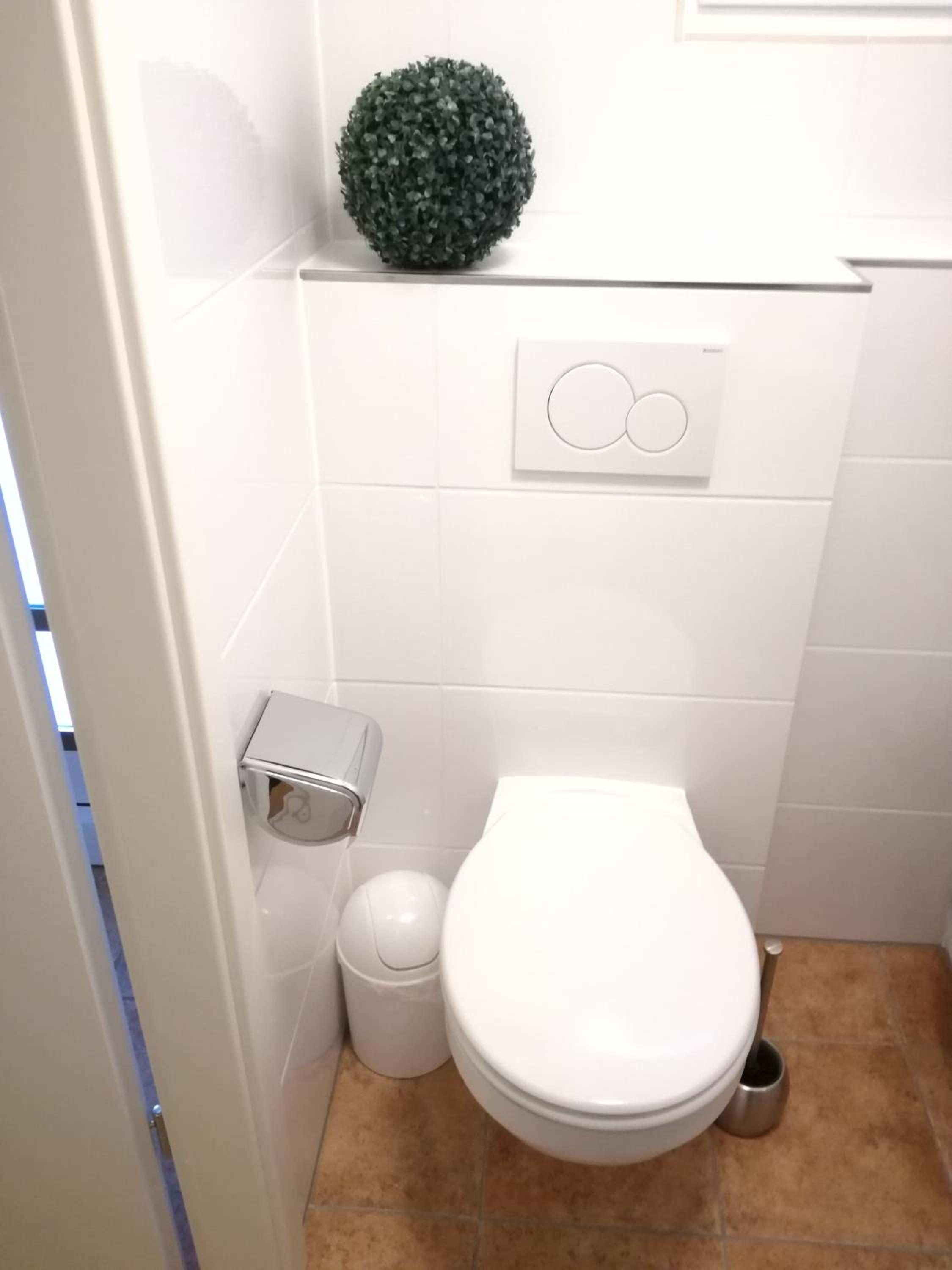 Double Room - Photo 7