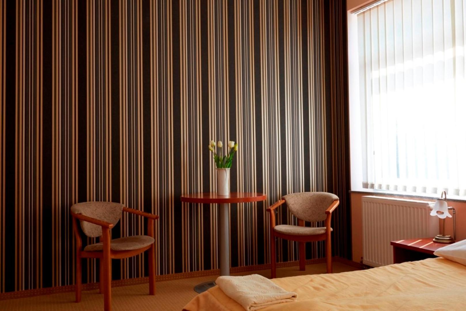 Twin Room - Photo 1