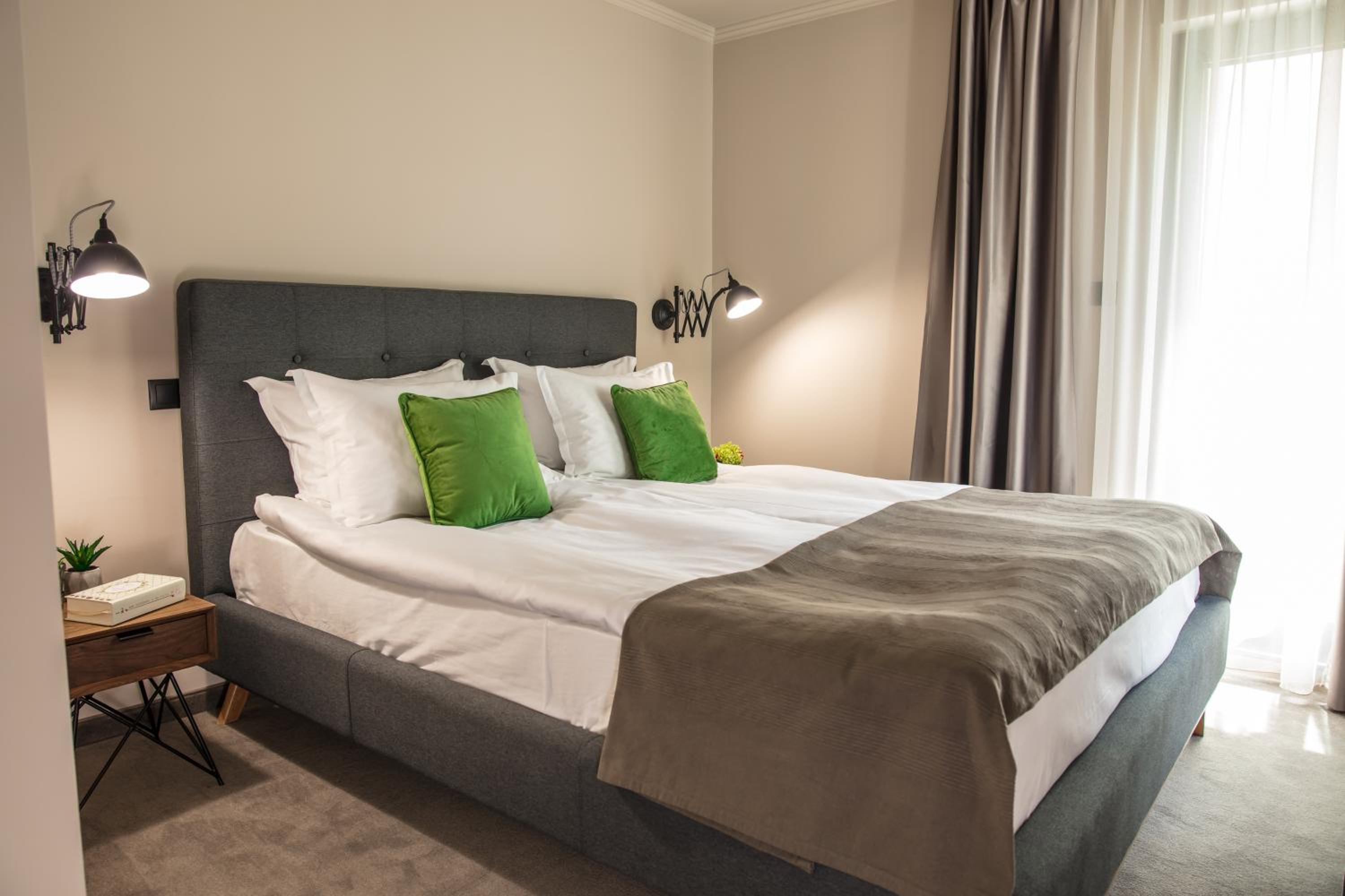 Junior Suite 1 - Photo 2