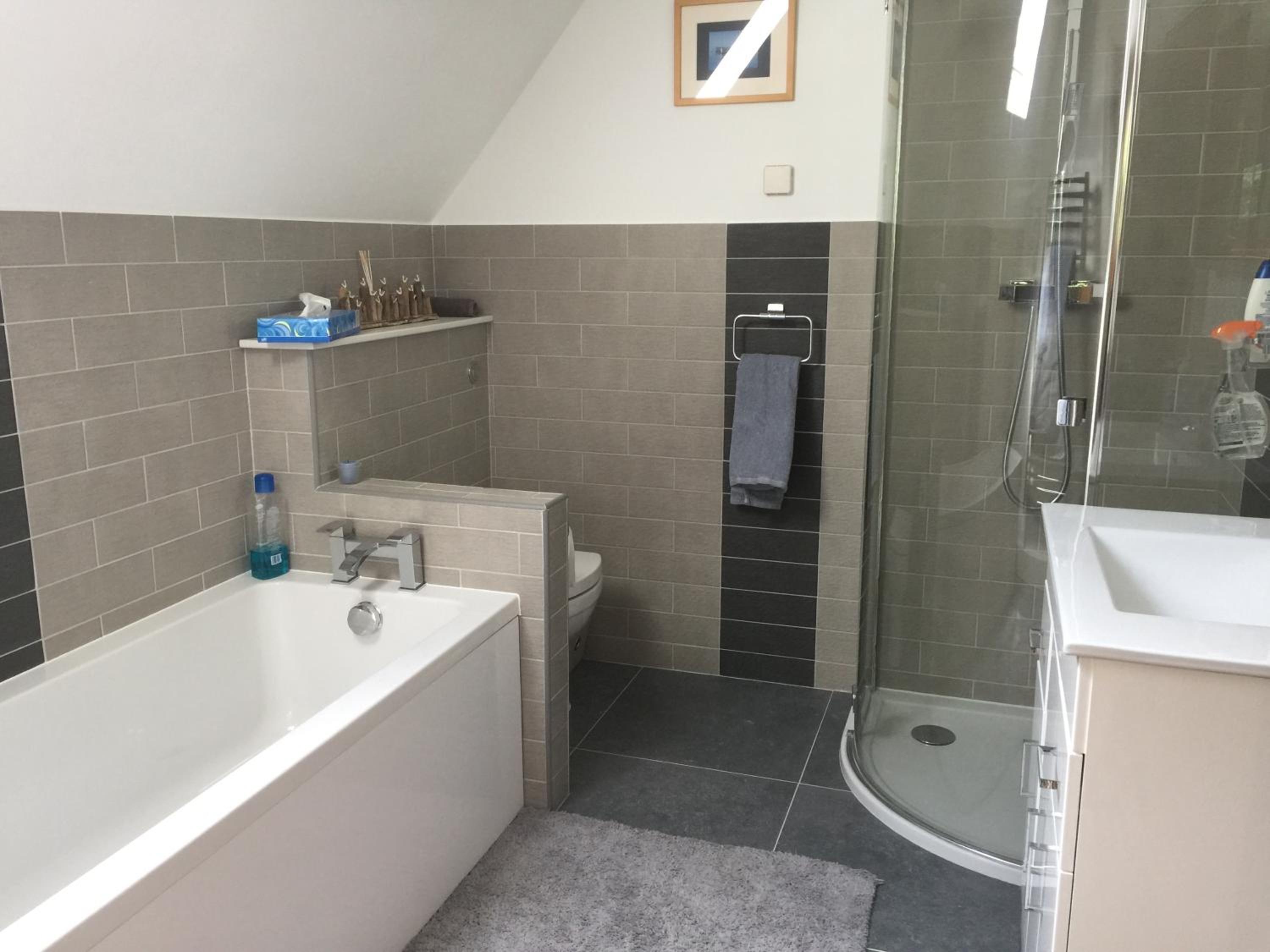 Double Room with Private Bathroom - Photo 7