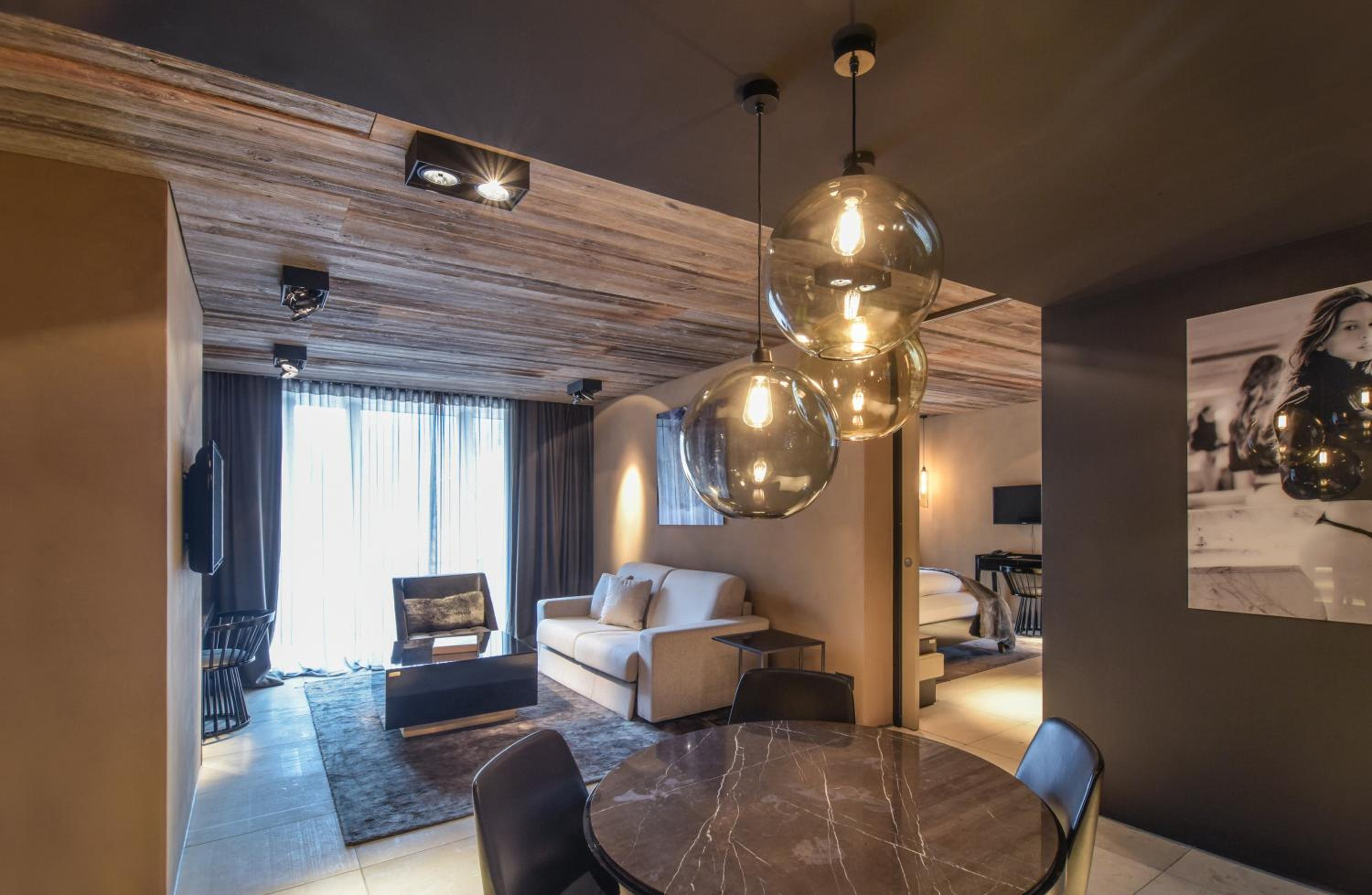Deluxe Junior Suite photo 1