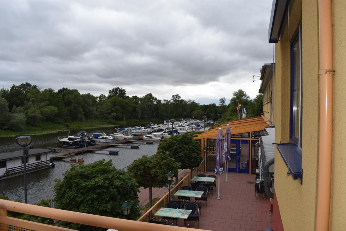 Double Room with Balcony photo 2