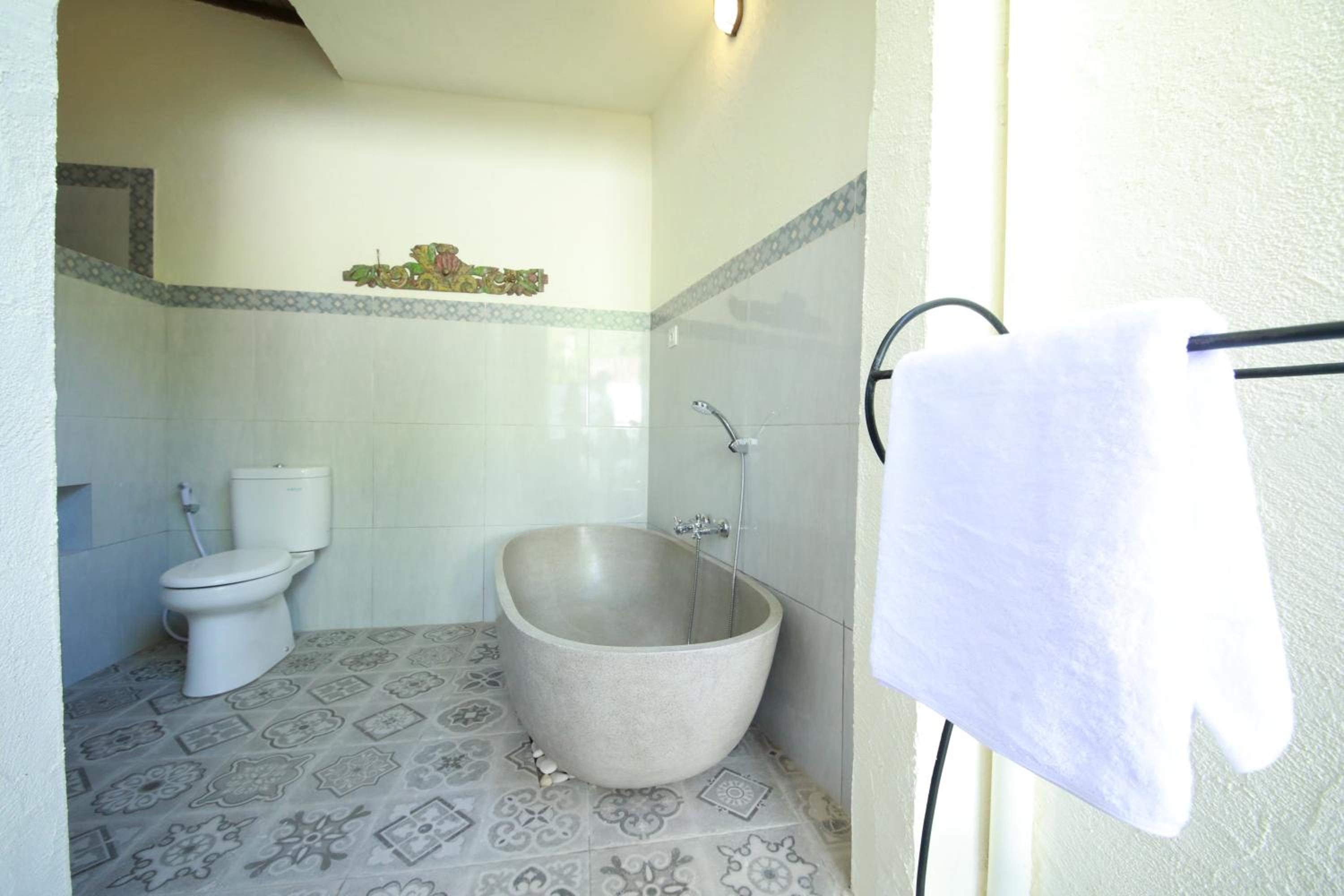 Three-Bedroom Villa photo 2