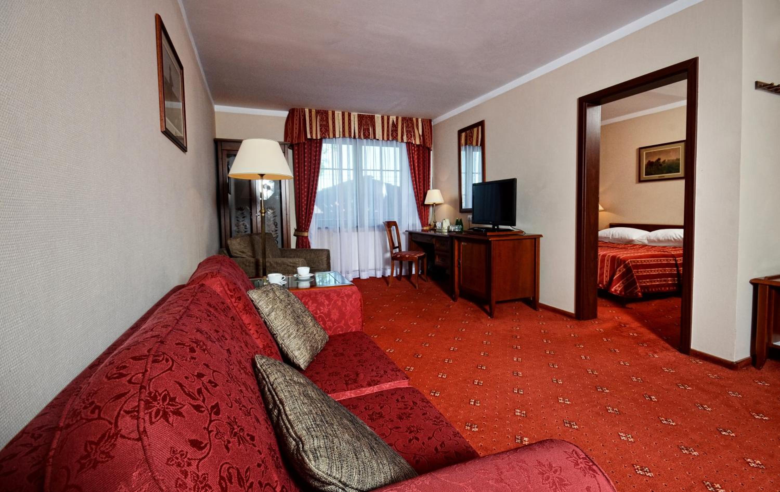 Business Suite (2 Adults) - Photo 1