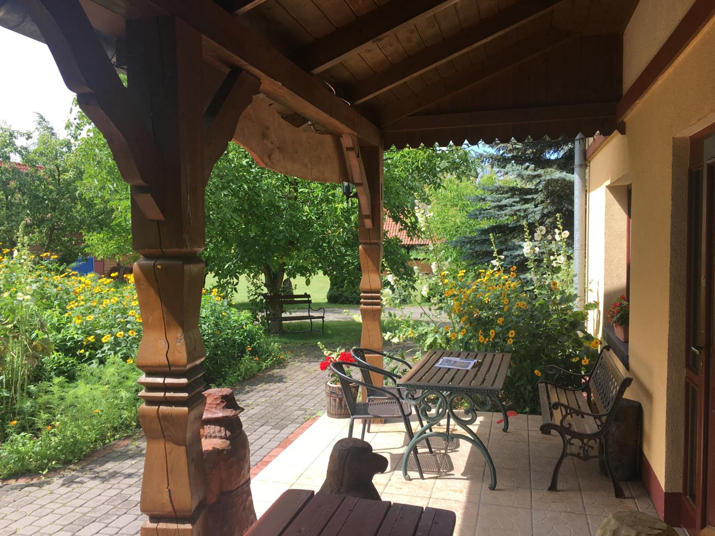 Quadruple Room with Garden View - Photo 3