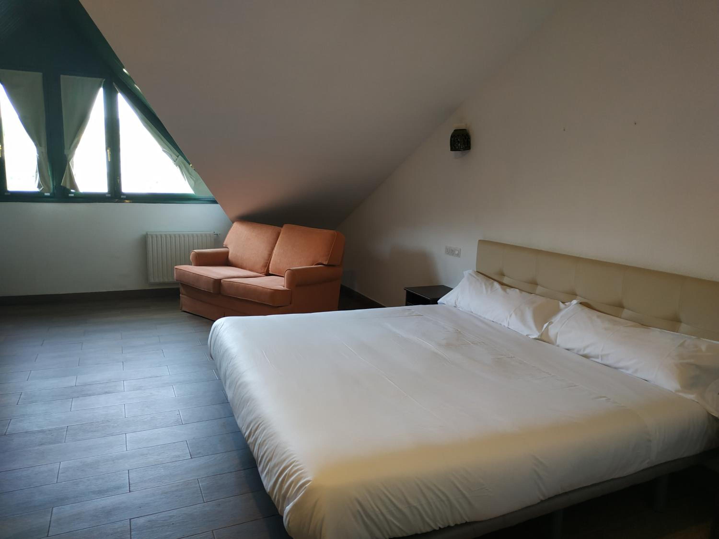 Deluxe Family Suite