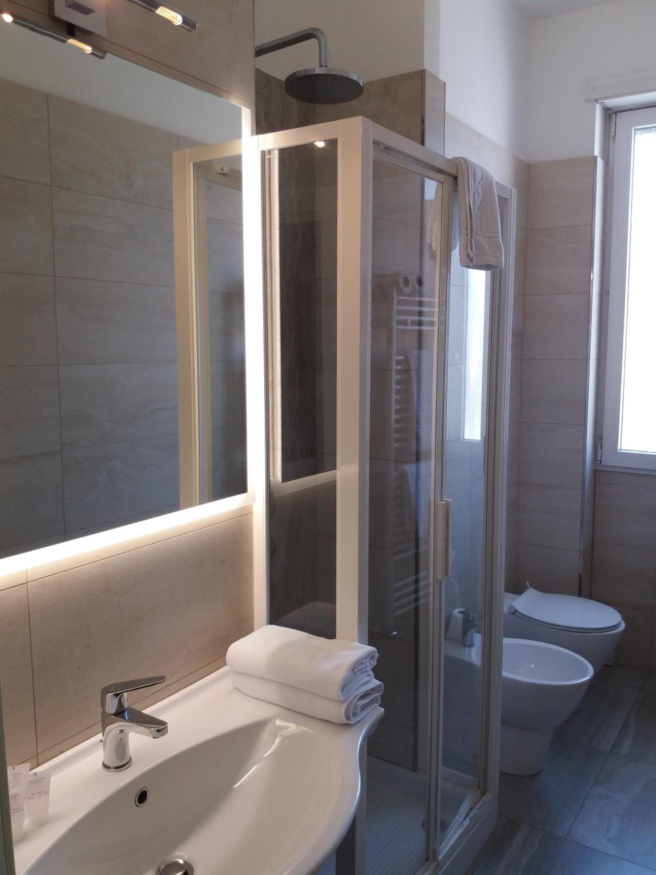 Triple Room - Photo 2