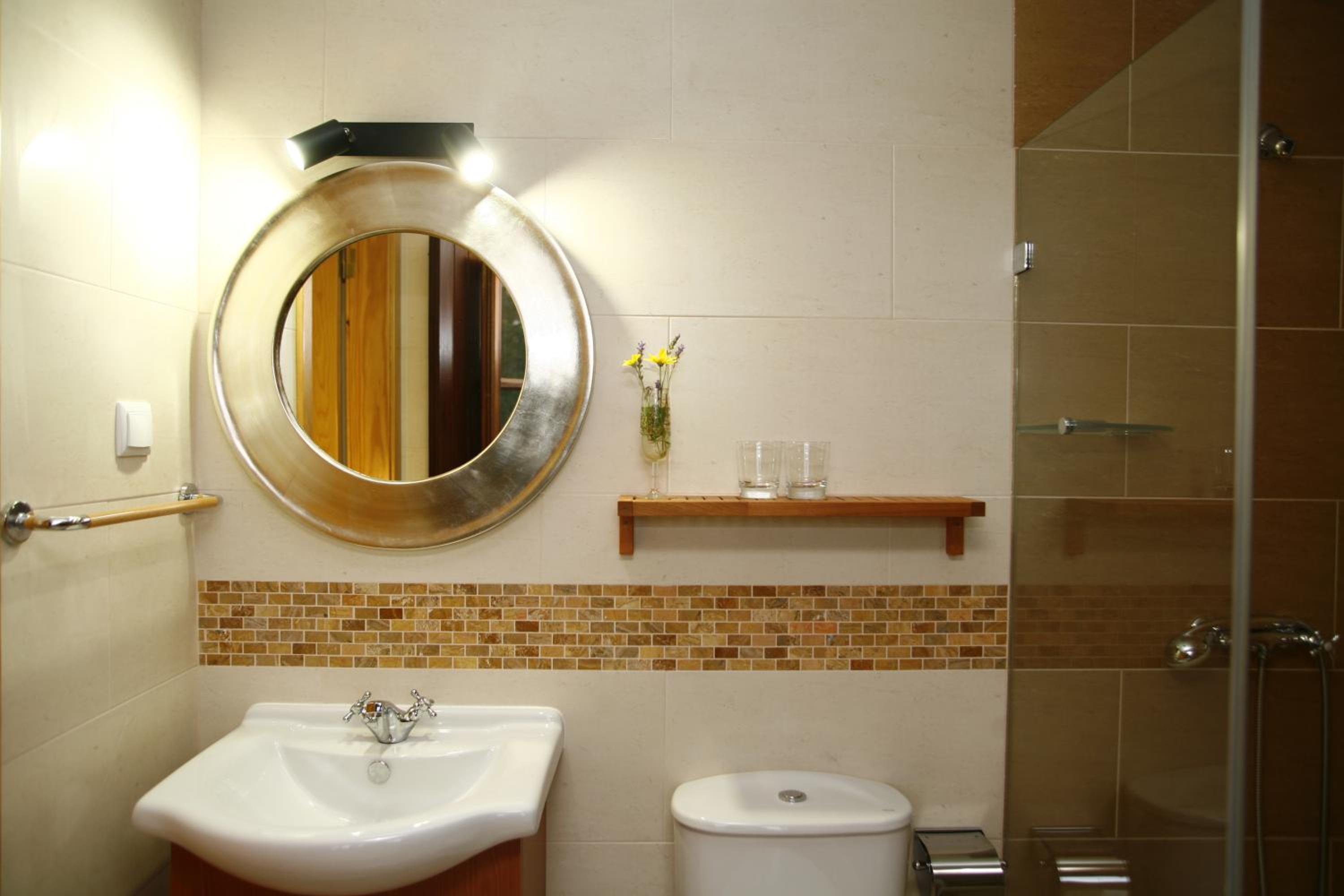 Two-Bedroom House photo 3