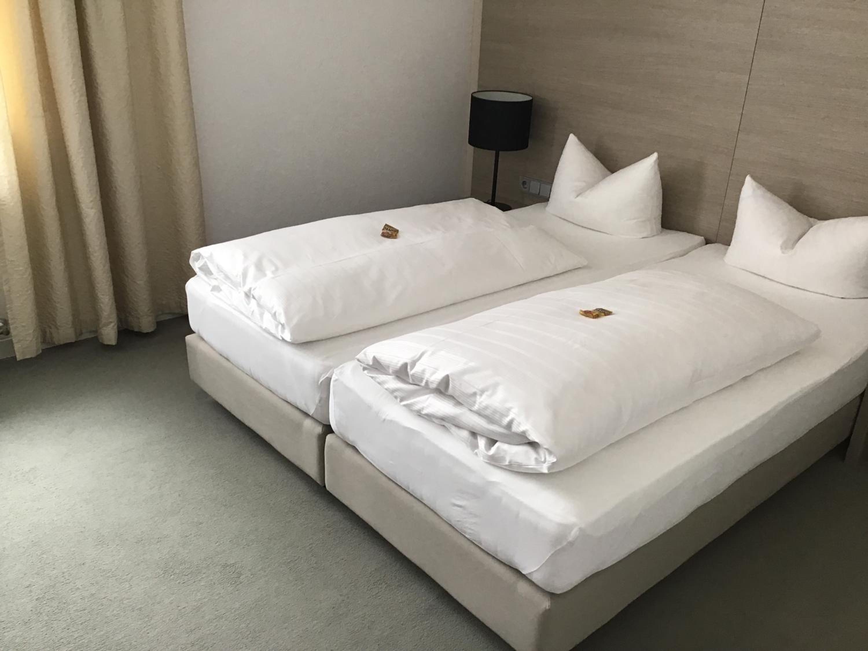 Double Room - Photo 17