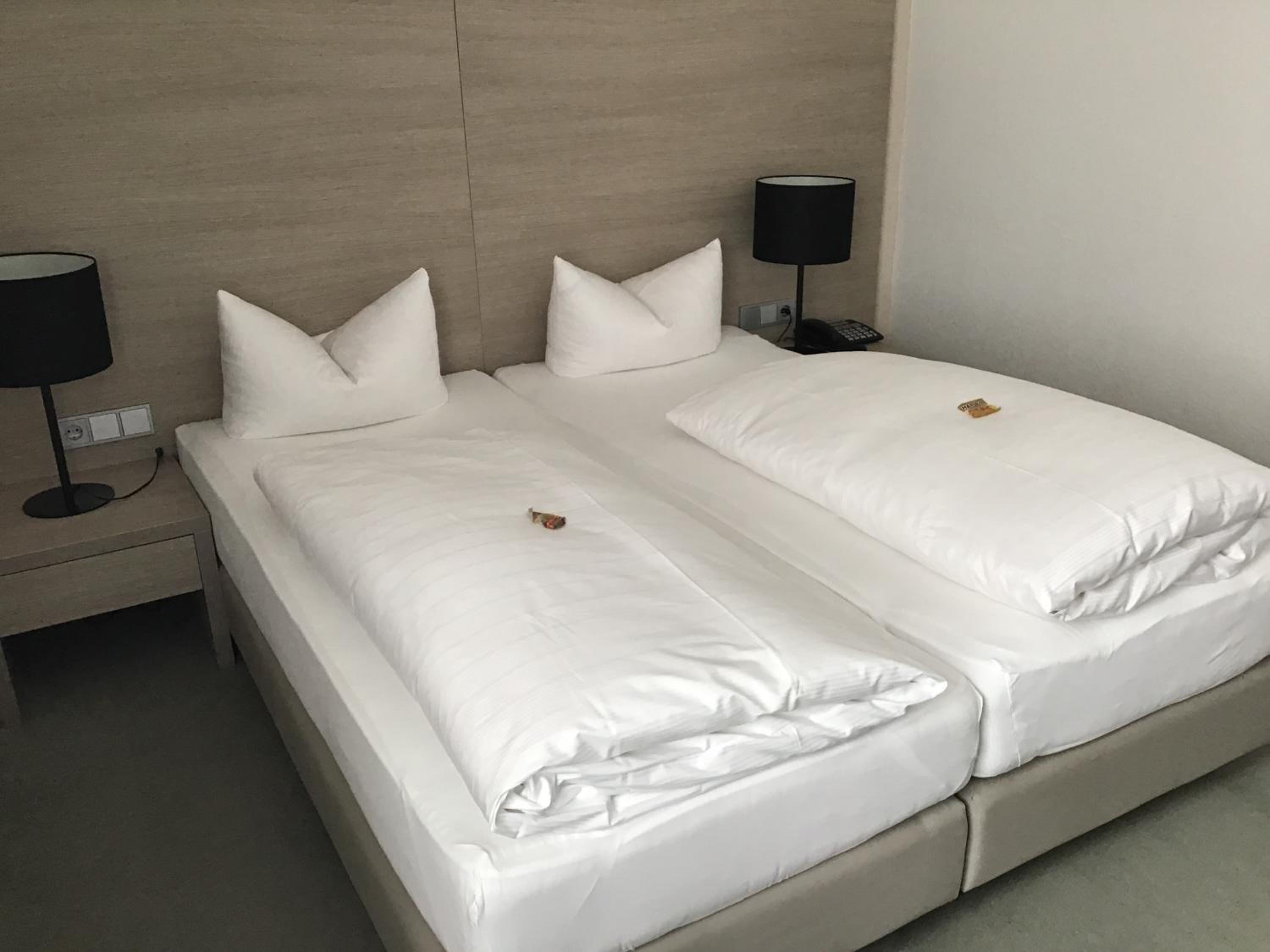 Double Room - Photo 9
