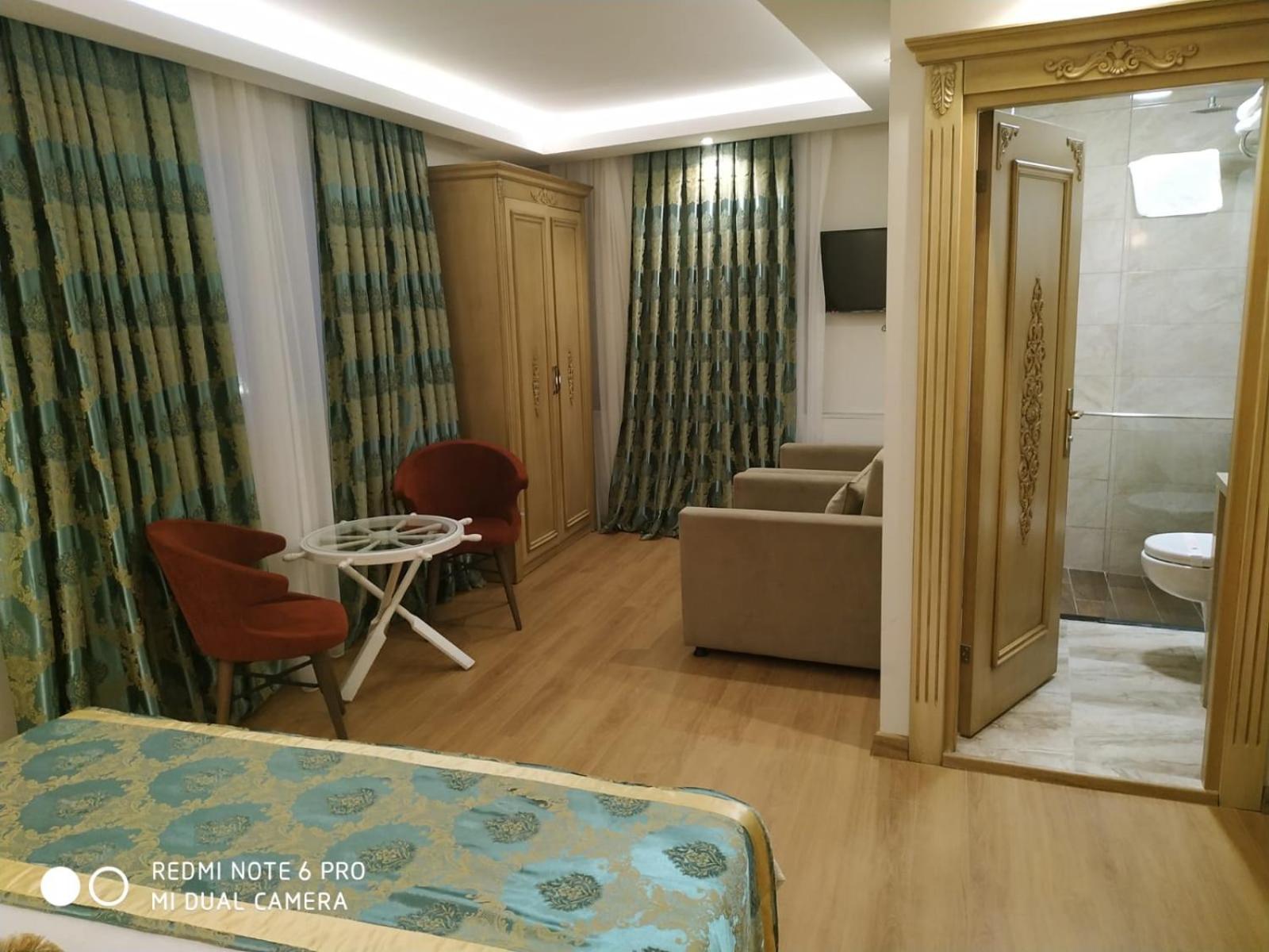 Deluxe Double Room with Sea View photo 3